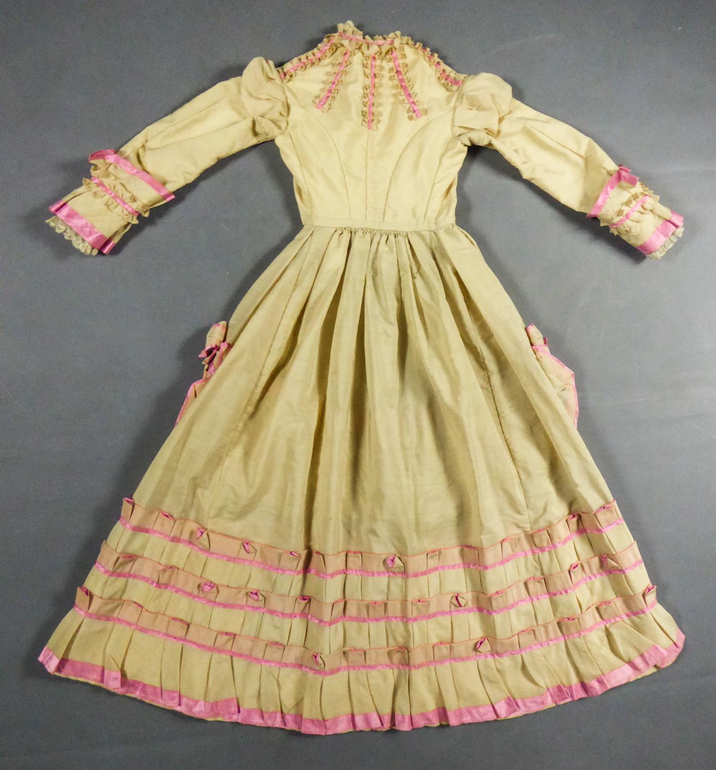 1880 dress