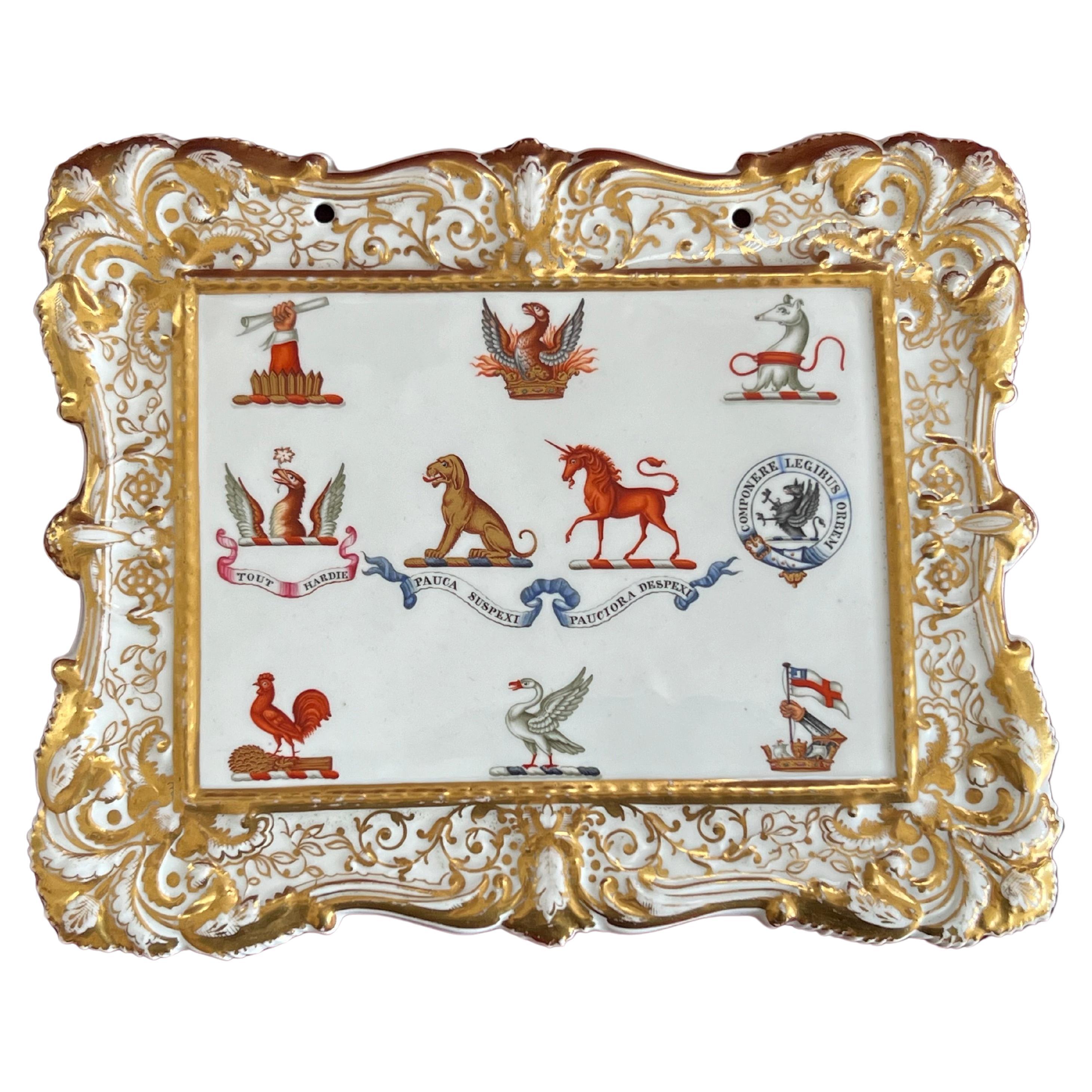 A Chamberlain & Co Worcester Amorial Crest Sample Plaque c.1840 For Sale