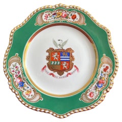A Chamberlain Worcester porcelain Armorial plate c.1830