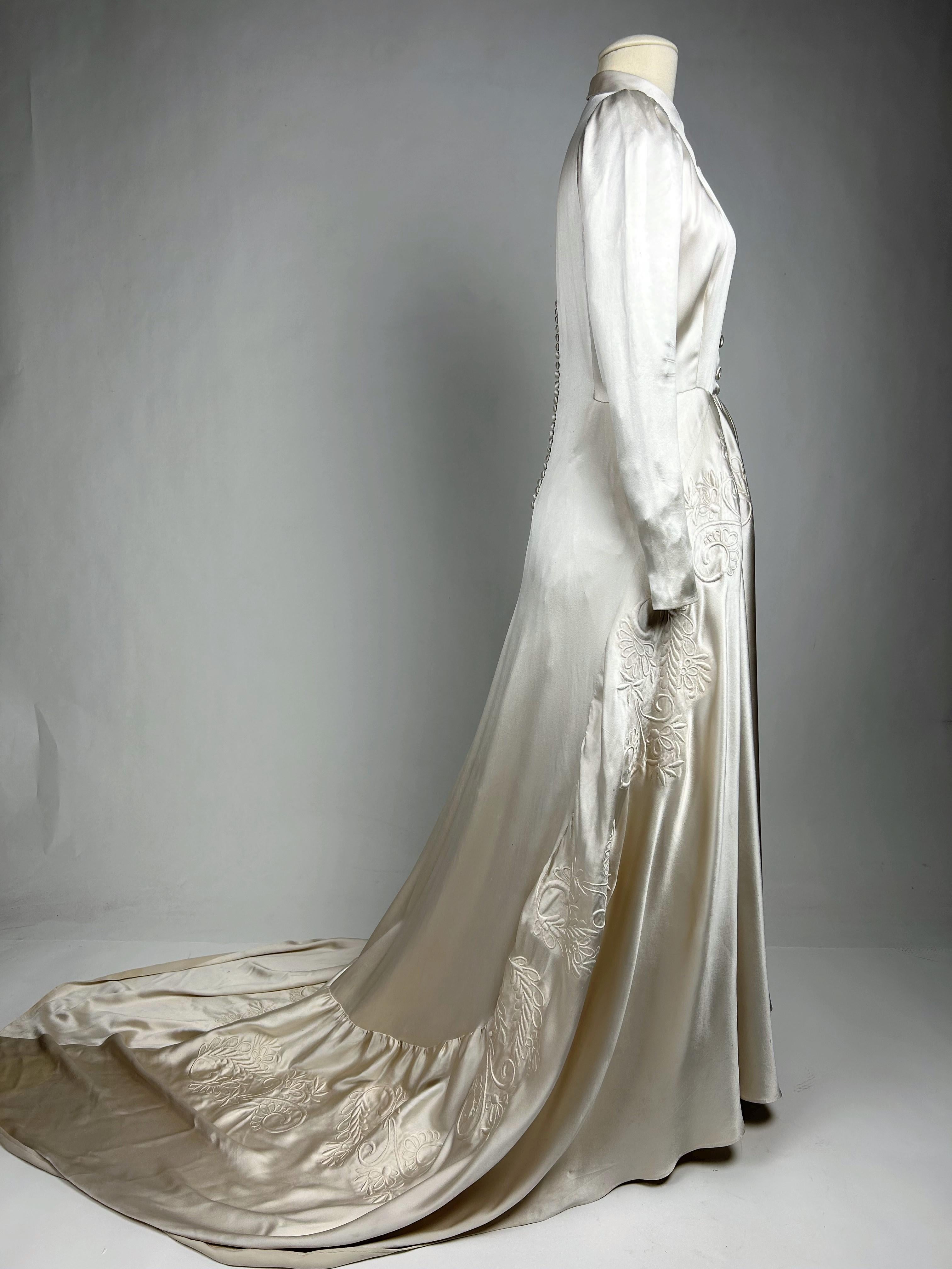 A Champagne Embroidered Satin Wedding Dress with train - France Circa 1940 For Sale 7