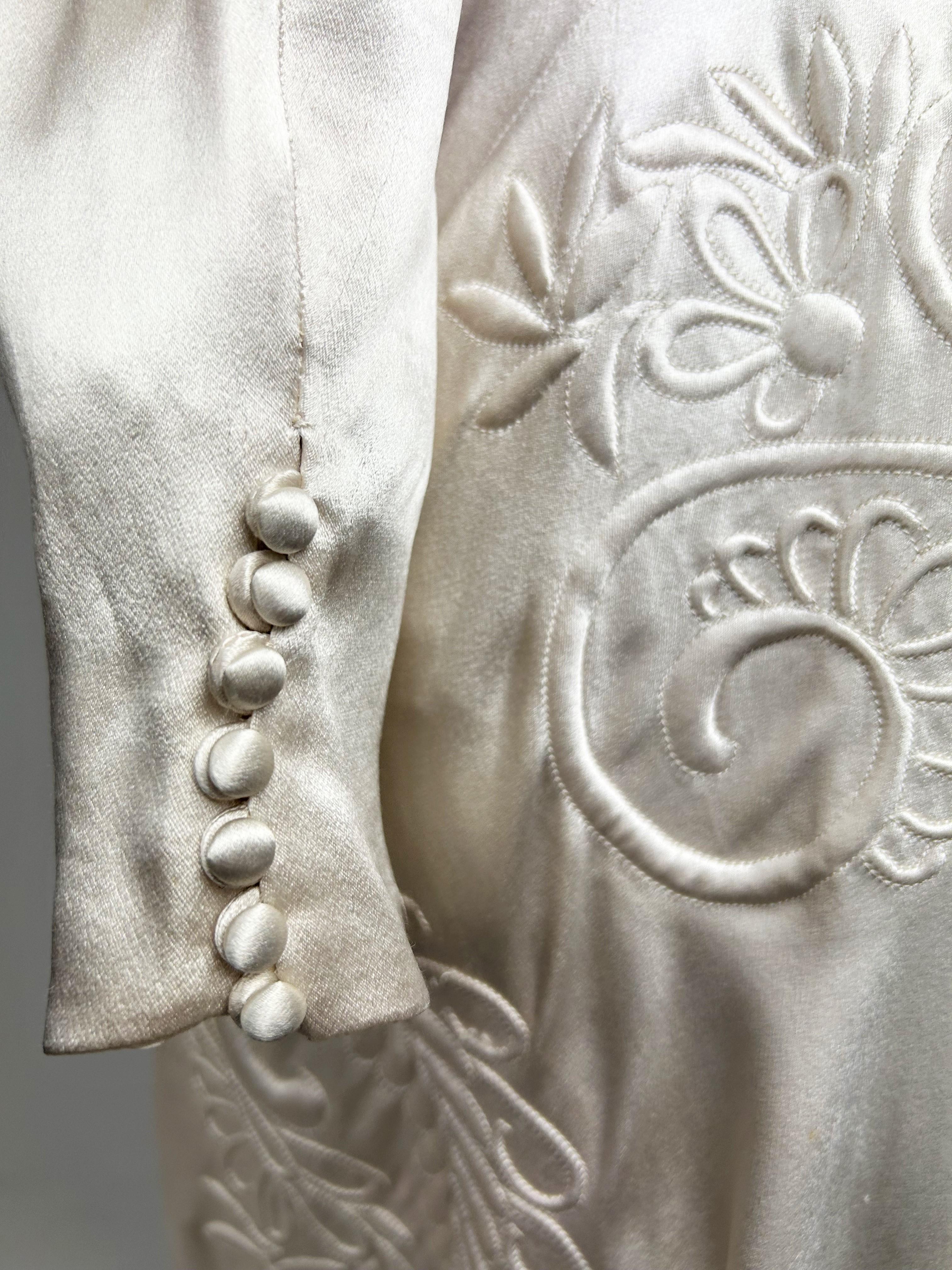 A Champagne Embroidered Satin Wedding Dress with train - France Circa 1940 For Sale 14