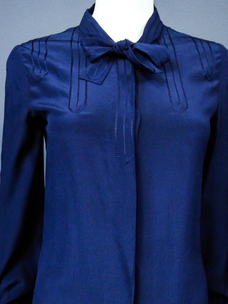 A Chanel Couture Silk Blouse from a Fashion Show Circa 1980 In Excellent Condition For Sale In Toulon, FR