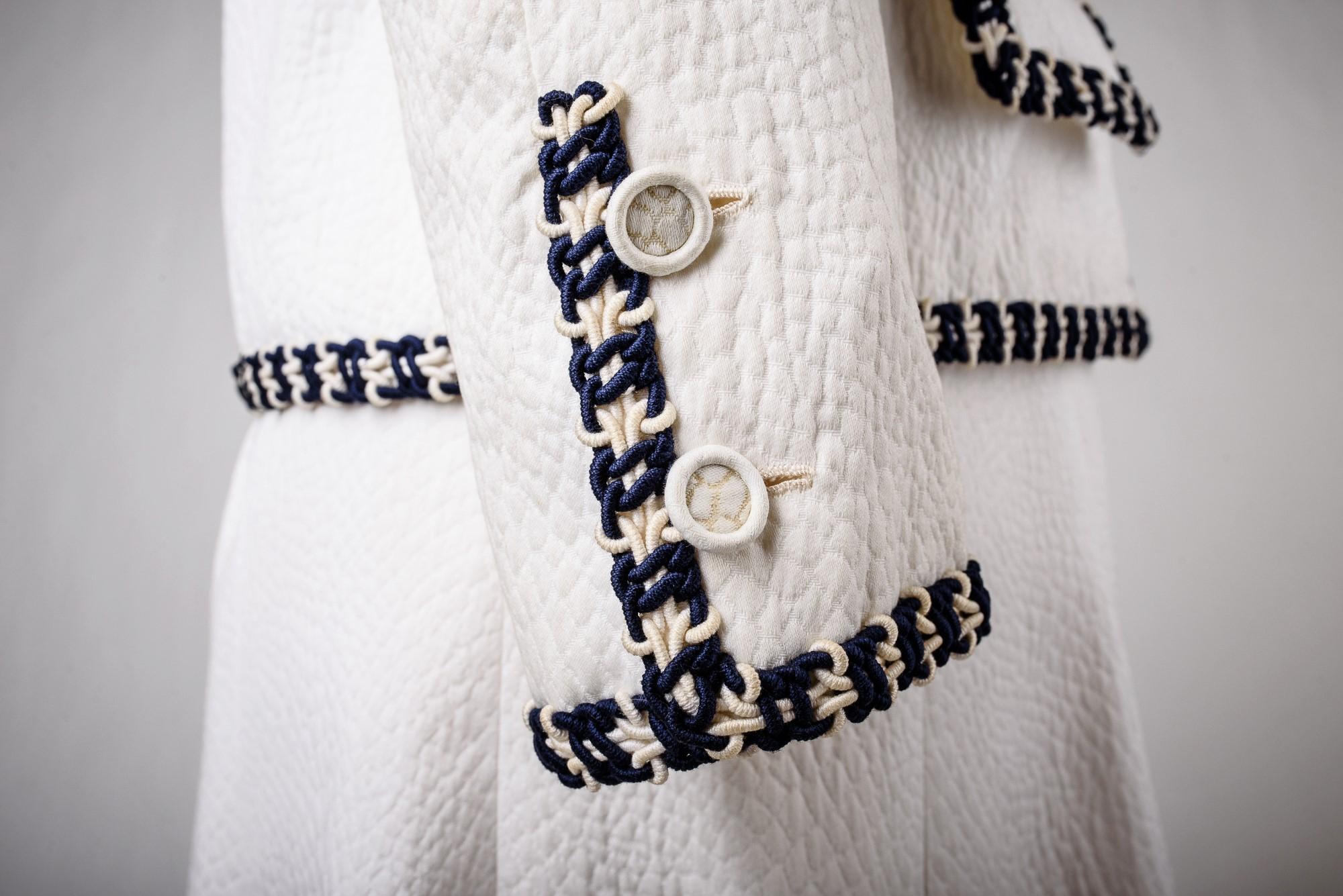 A Chanel Couture white cotton Set numbered 59989/59990 Circa 1970 4