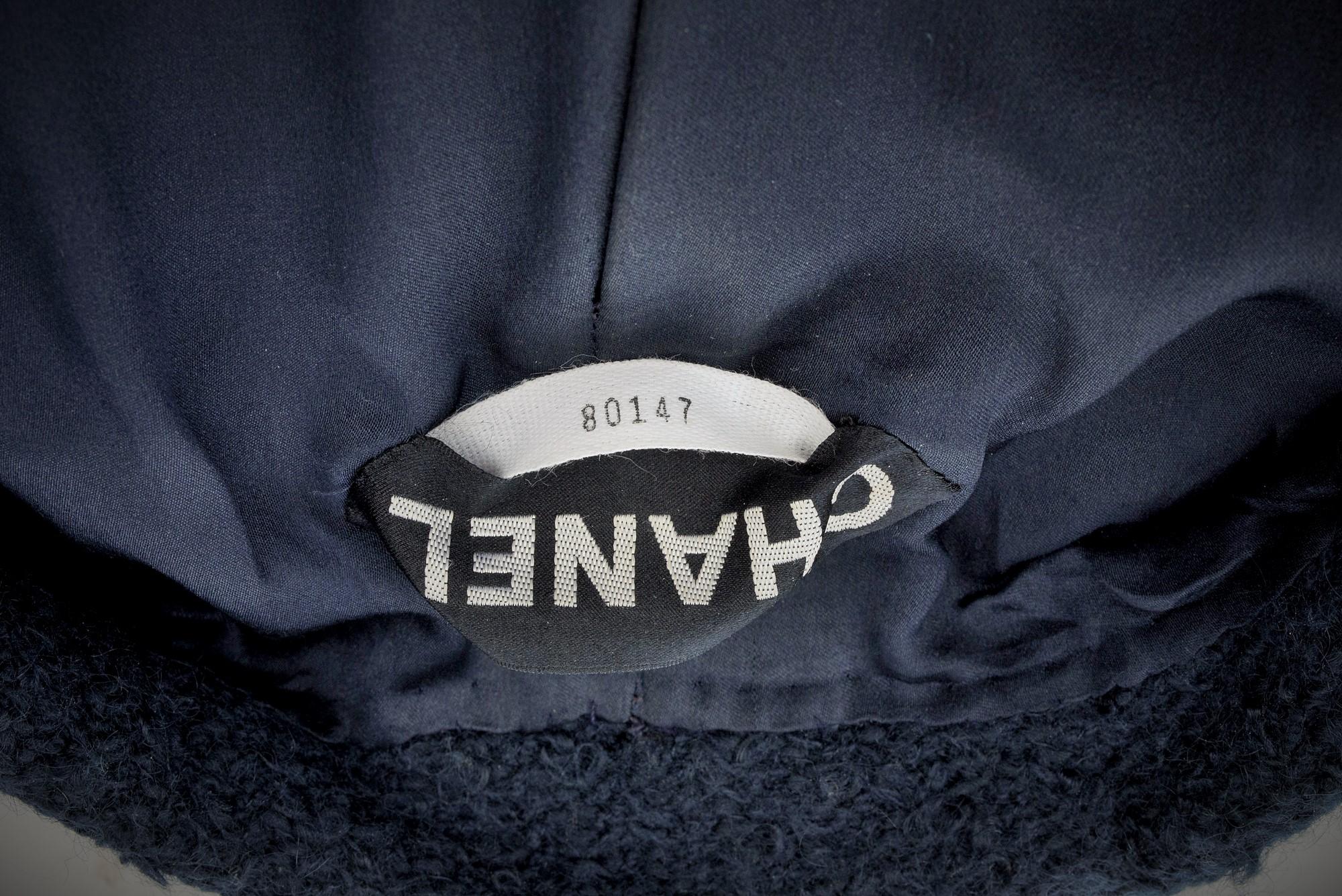 A Chanel Haute Couture Evening Lamé Pyjamas and Woollen Coat Circa Numbered 1980 In Good Condition In Toulon, FR