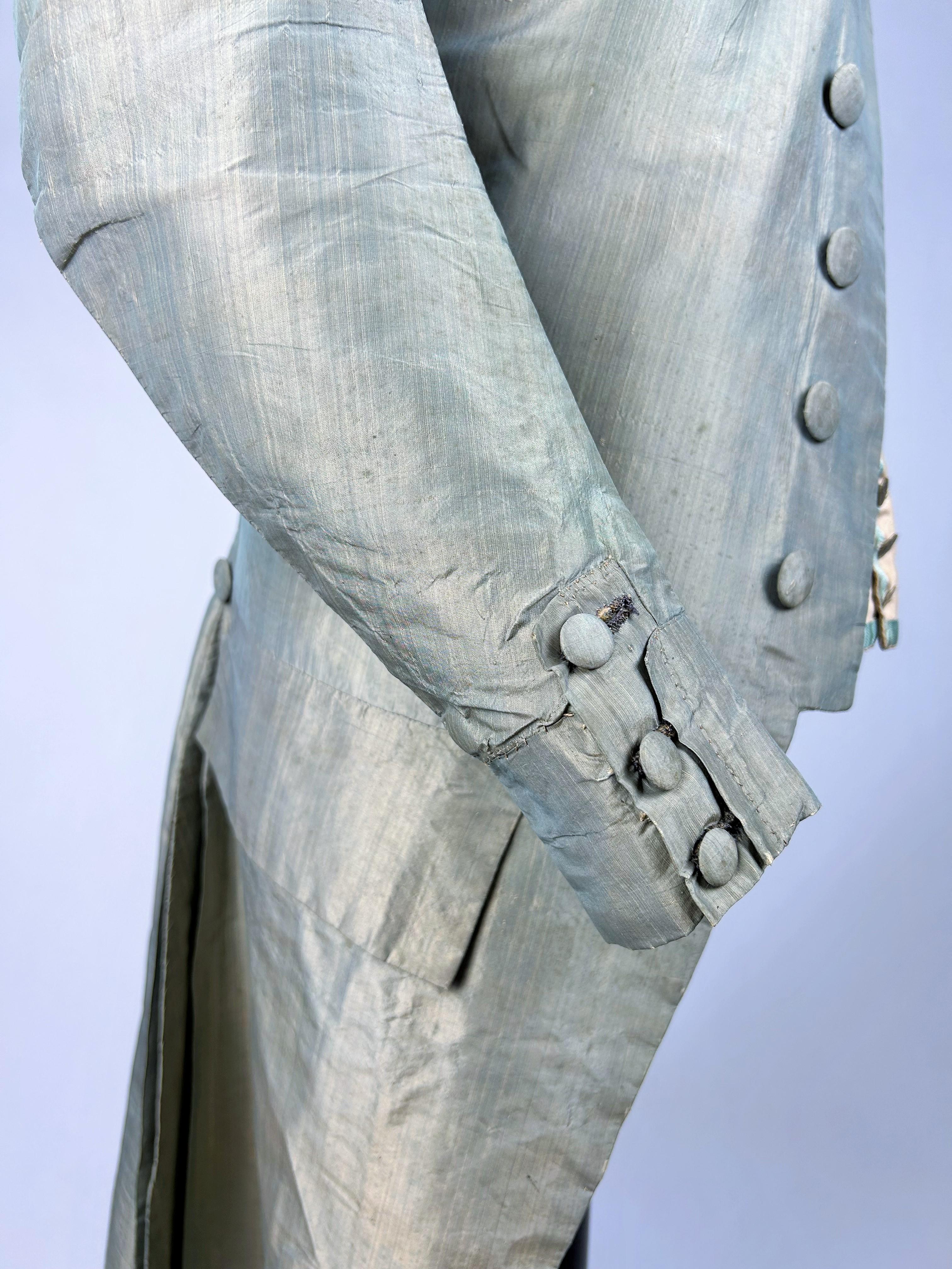 A changing taffeta summer habit and cotton waistcoat - England Circa 1785 2