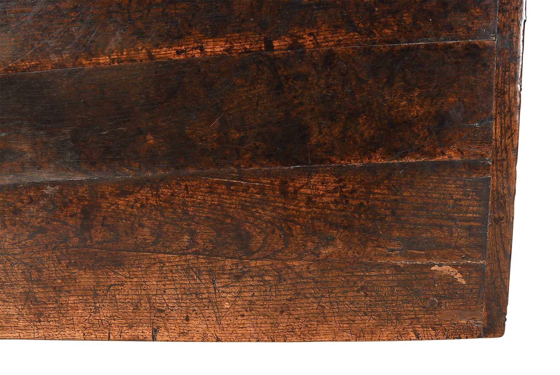 A Charles II Period Oak Side Table For Sale 1
