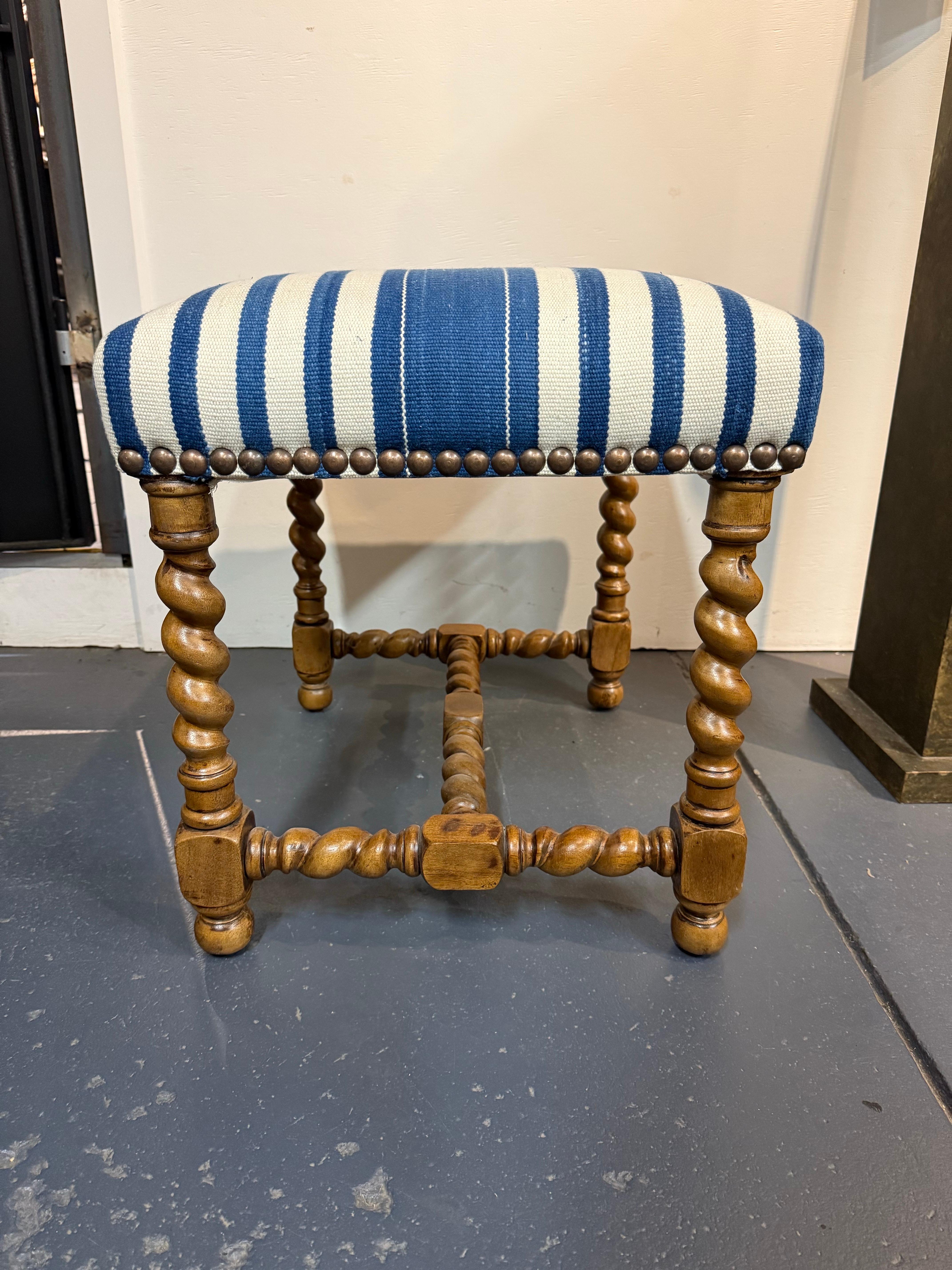 A Charles II Style Stool Upholstered with Blue and White Fabric In Good Condition For Sale In ARMADALE, VIC