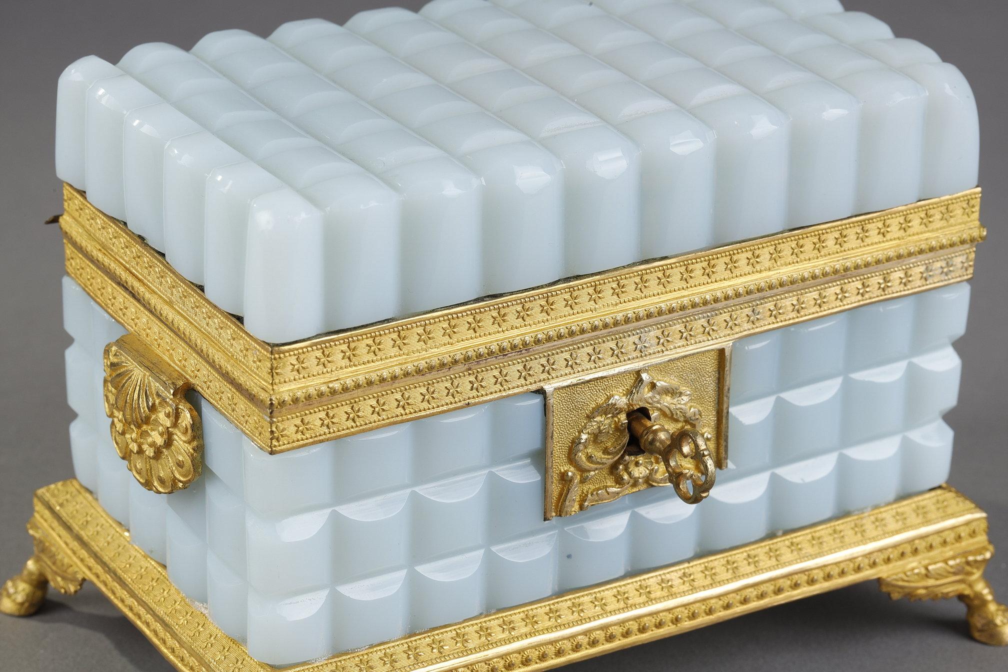 A Charles X opaline casket with its perfume bottles For Sale 1