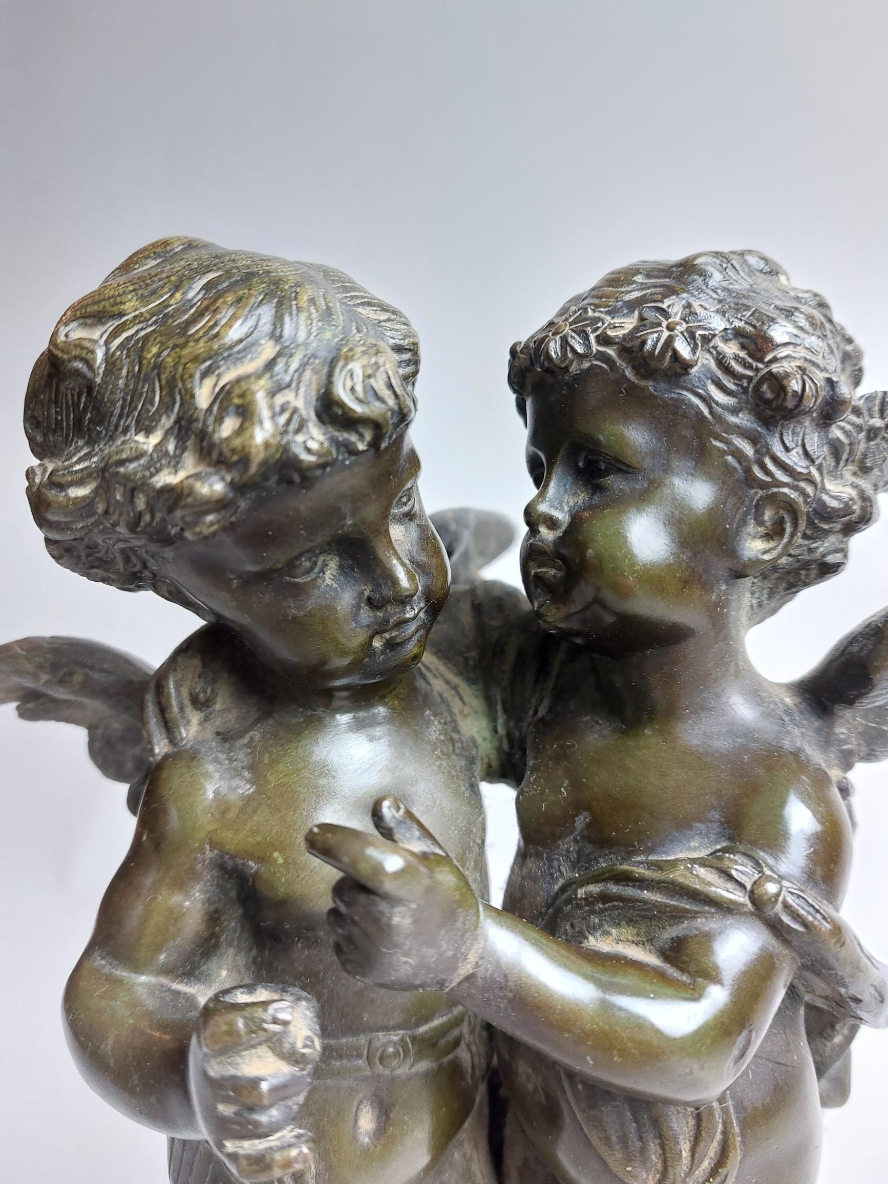 Charming 19th Century Bronze of Boy and Girl Winged Cherubs Signed Bulio In Good Condition For Sale In London, GB