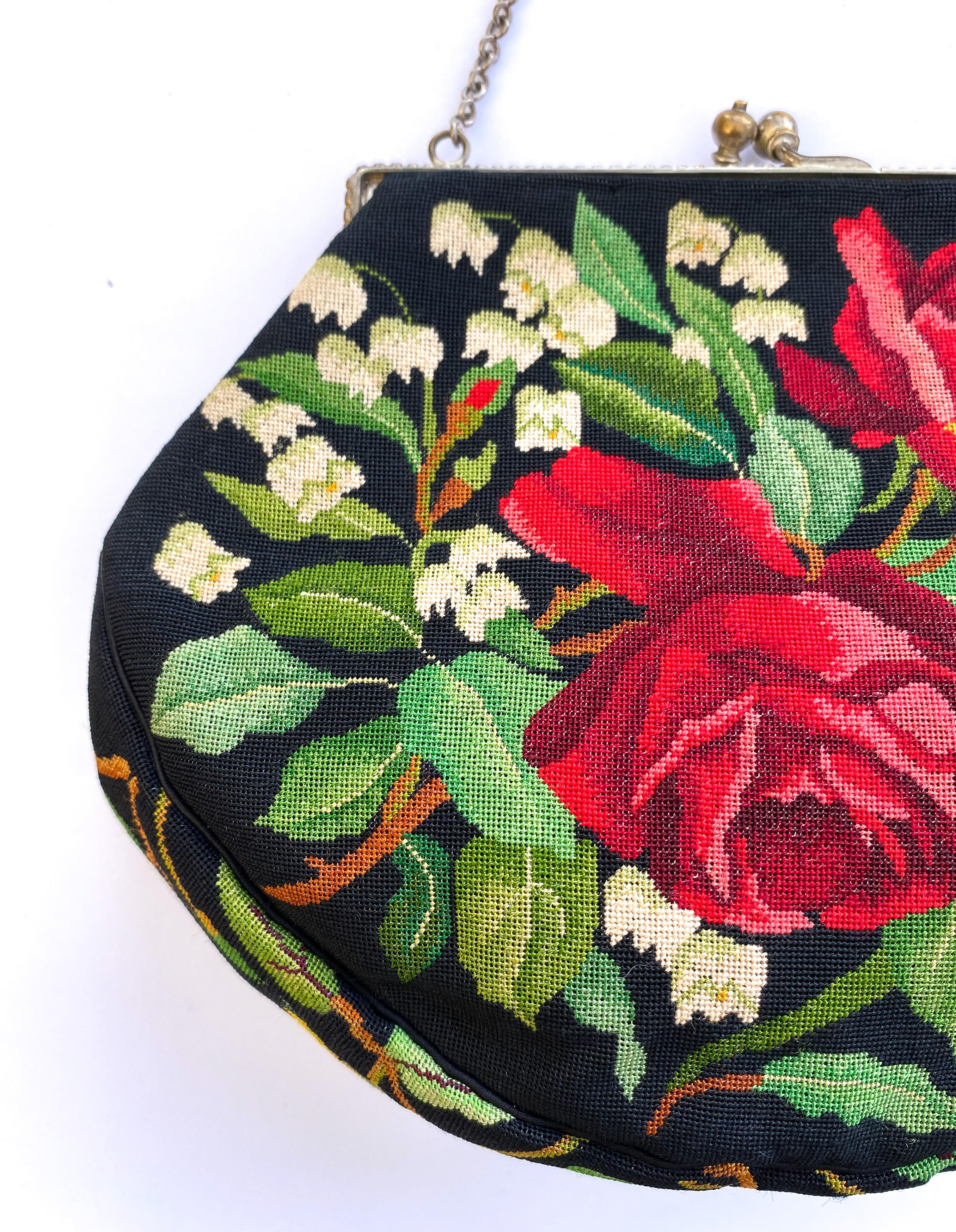 A charming fine petitpoint handbag with lily of the valley motif, France 1930s 3