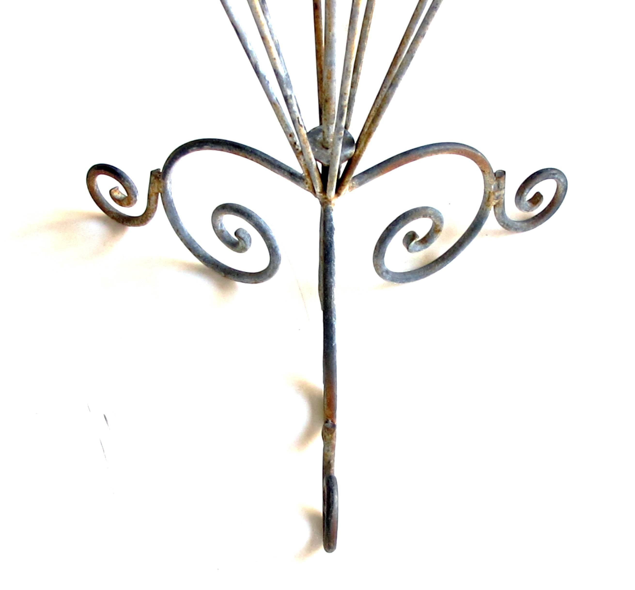 Charming French 1920s Metal Openwork Umbrella Stand In Good Condition For Sale In San Francisco, CA