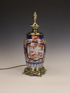 A Charming Meiji Period Japanese Imari Porcelain Table Lamp