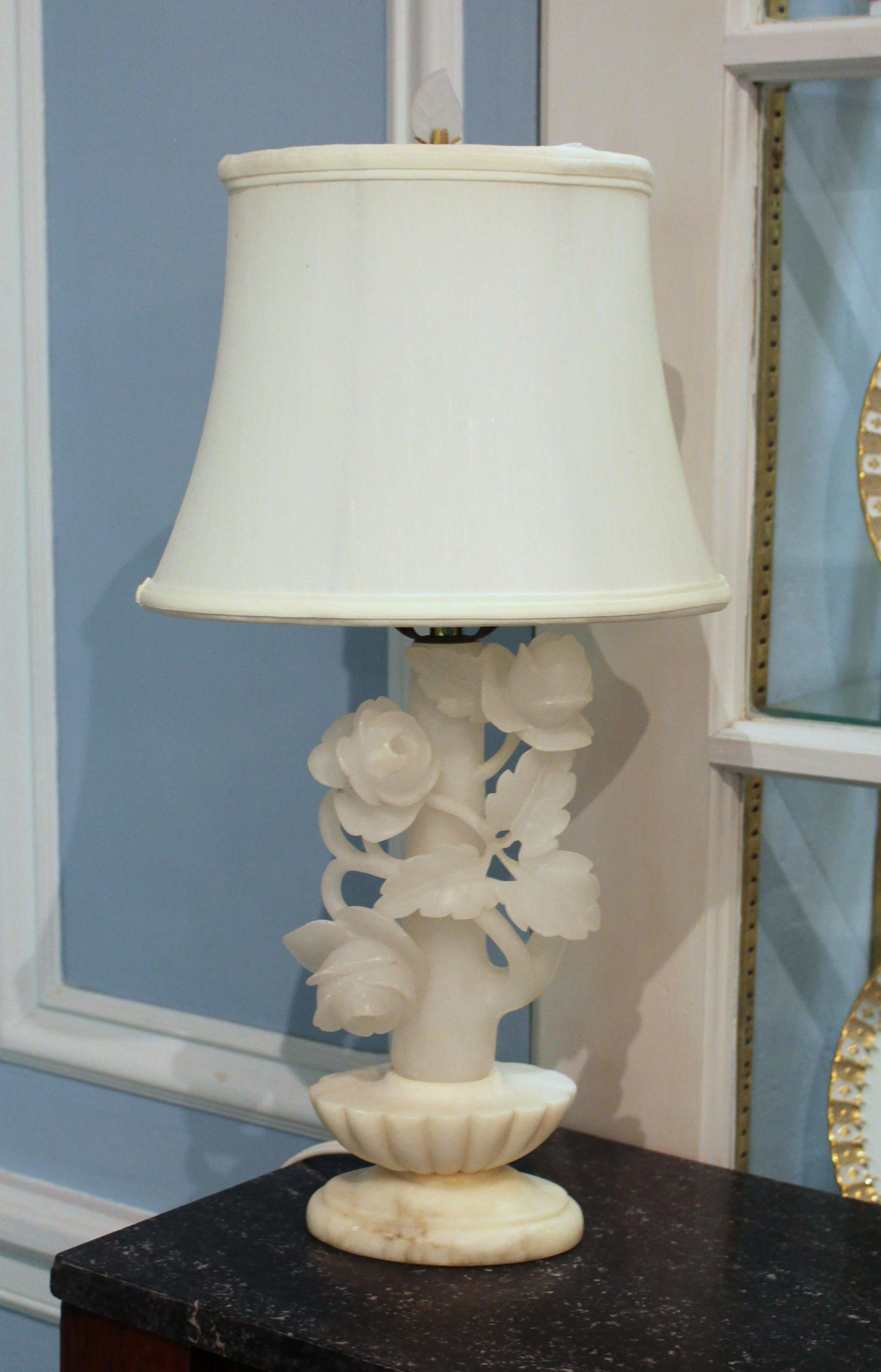 Charming Rose Carved Alabaster Lamp, 2nd-3rd Qtr, 20th Century 5