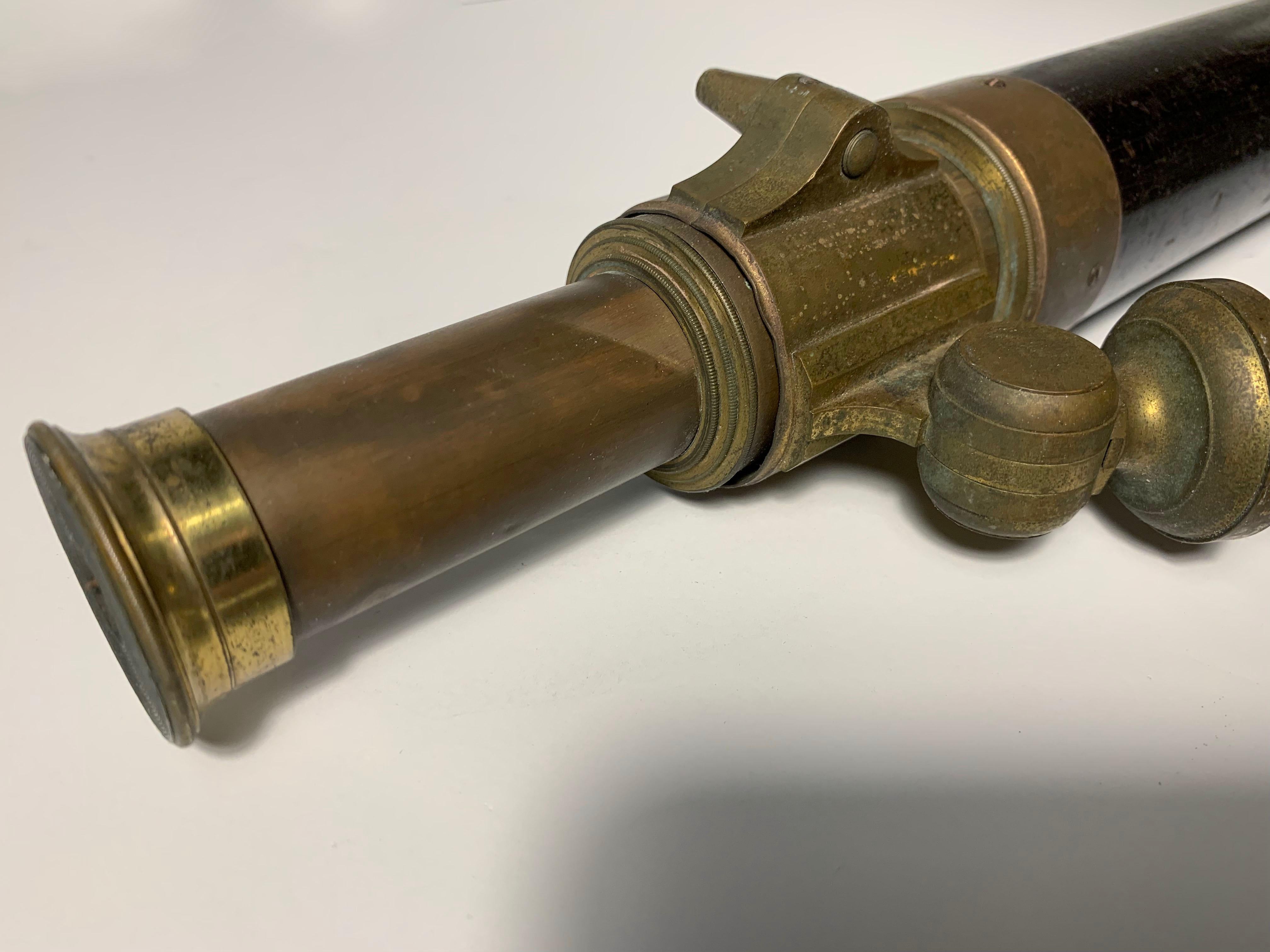 Charming Vintage Gentleman's Library Telescope For Sale 3
