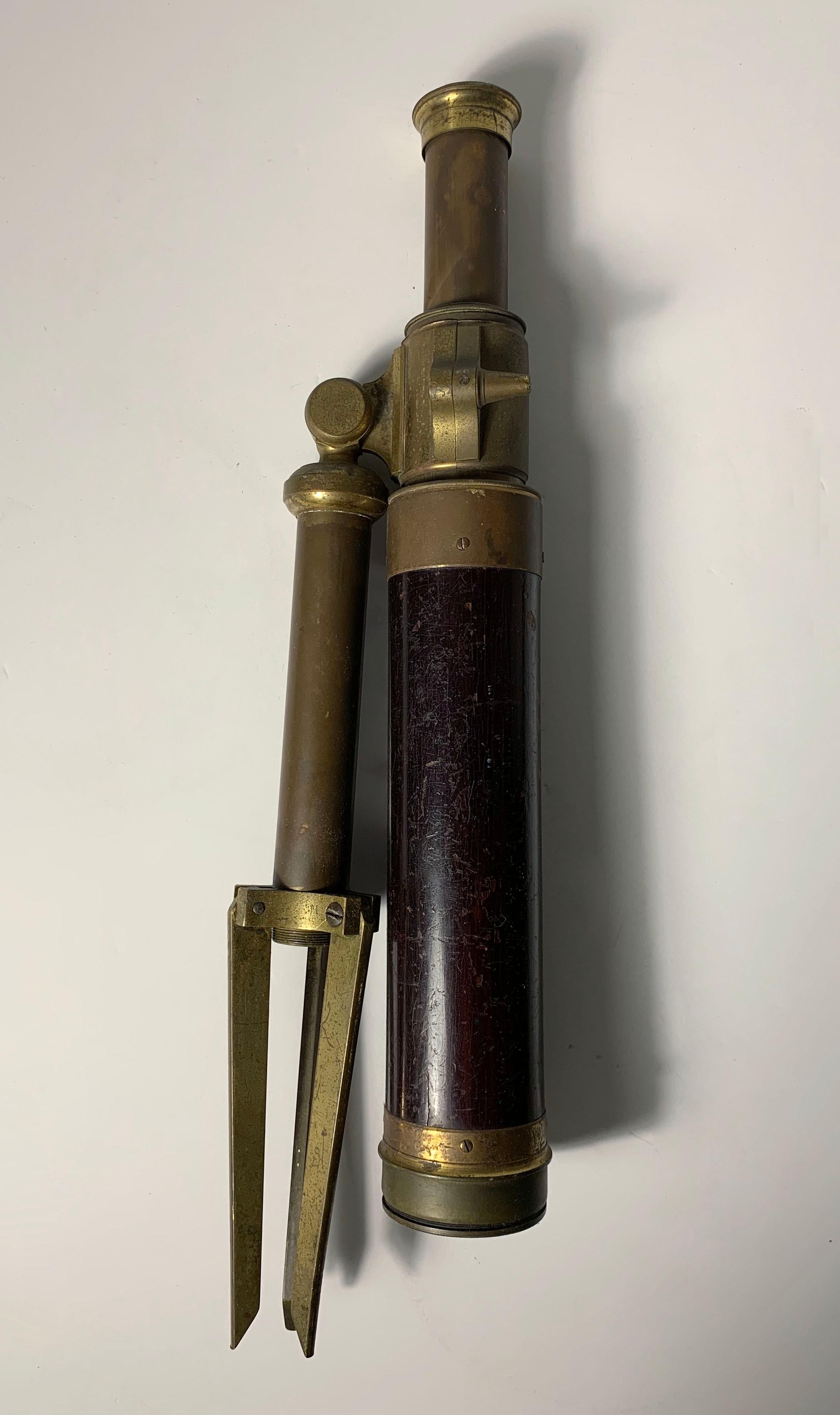 Charming Vintage Gentleman's Library Telescope For Sale 4