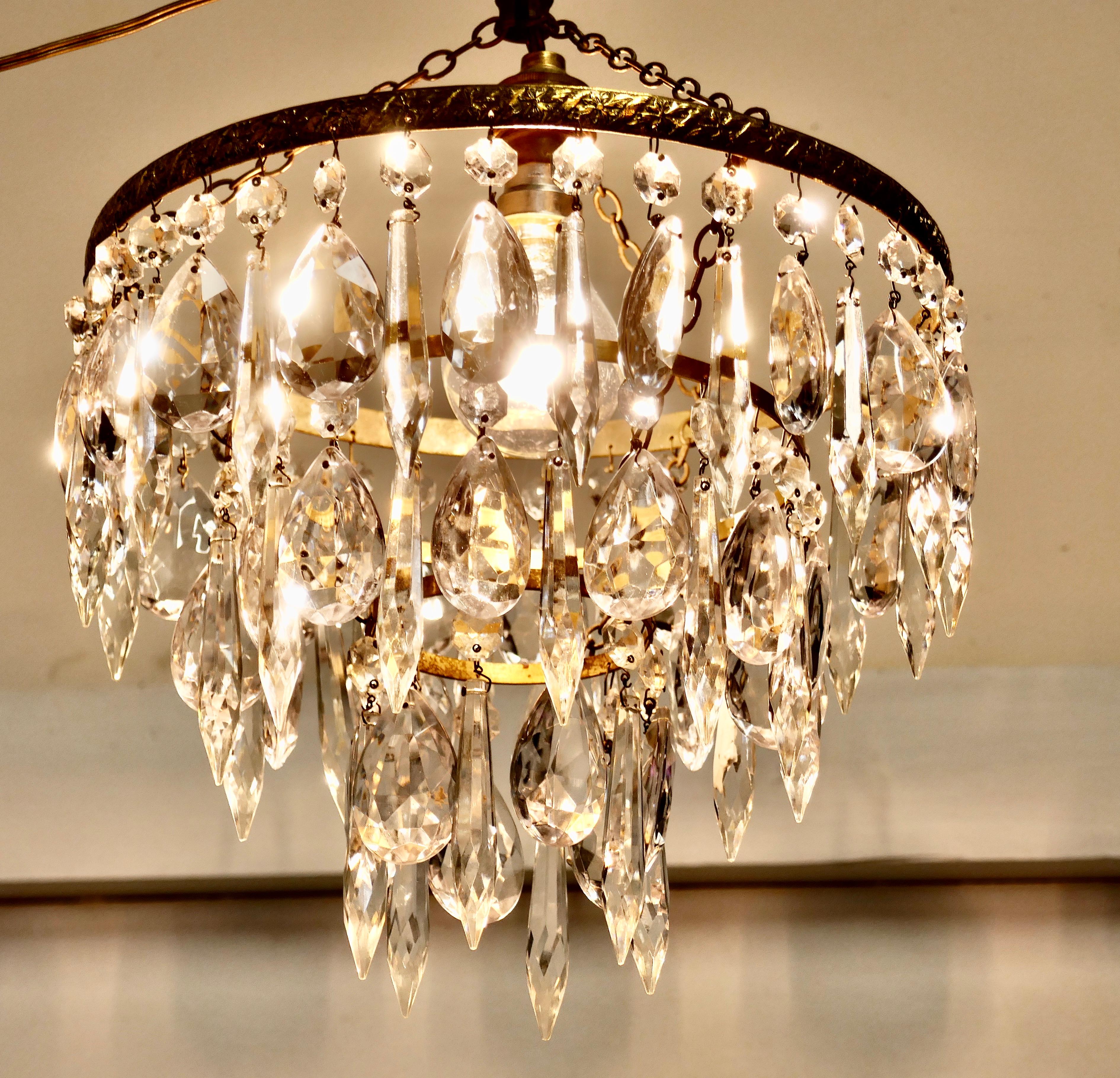 Belle Époque Incantevole lampadario a soffitto a cascata a 3 piani in vendita