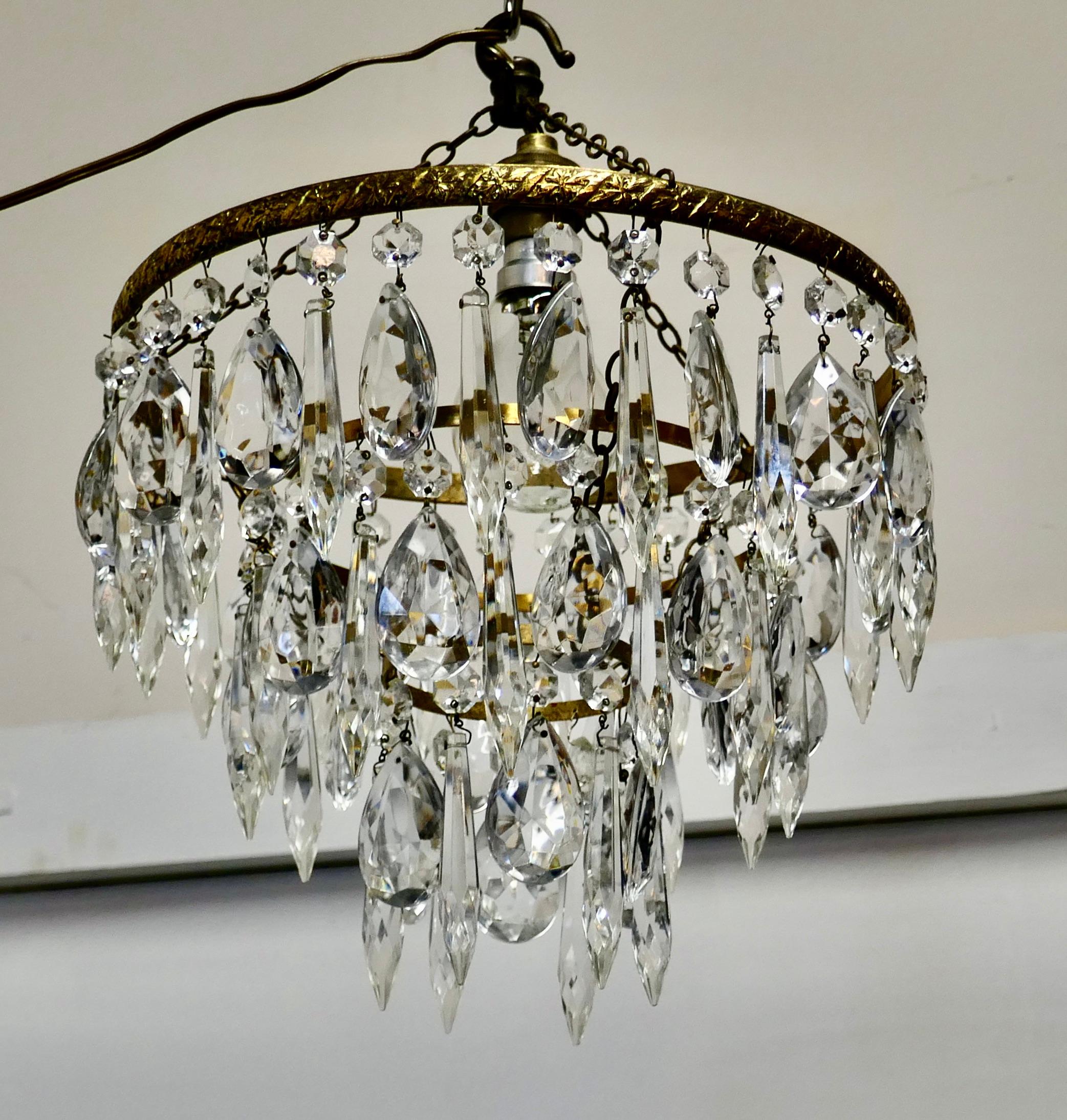 A Charming Waterfall 3 Tier Pendant Chandelier In Good Condition In Chillerton, Isle of Wight