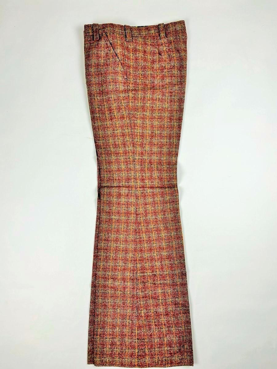 Women's or Men's A checked wool tweed trousers - France Circa 1972 For Sale
