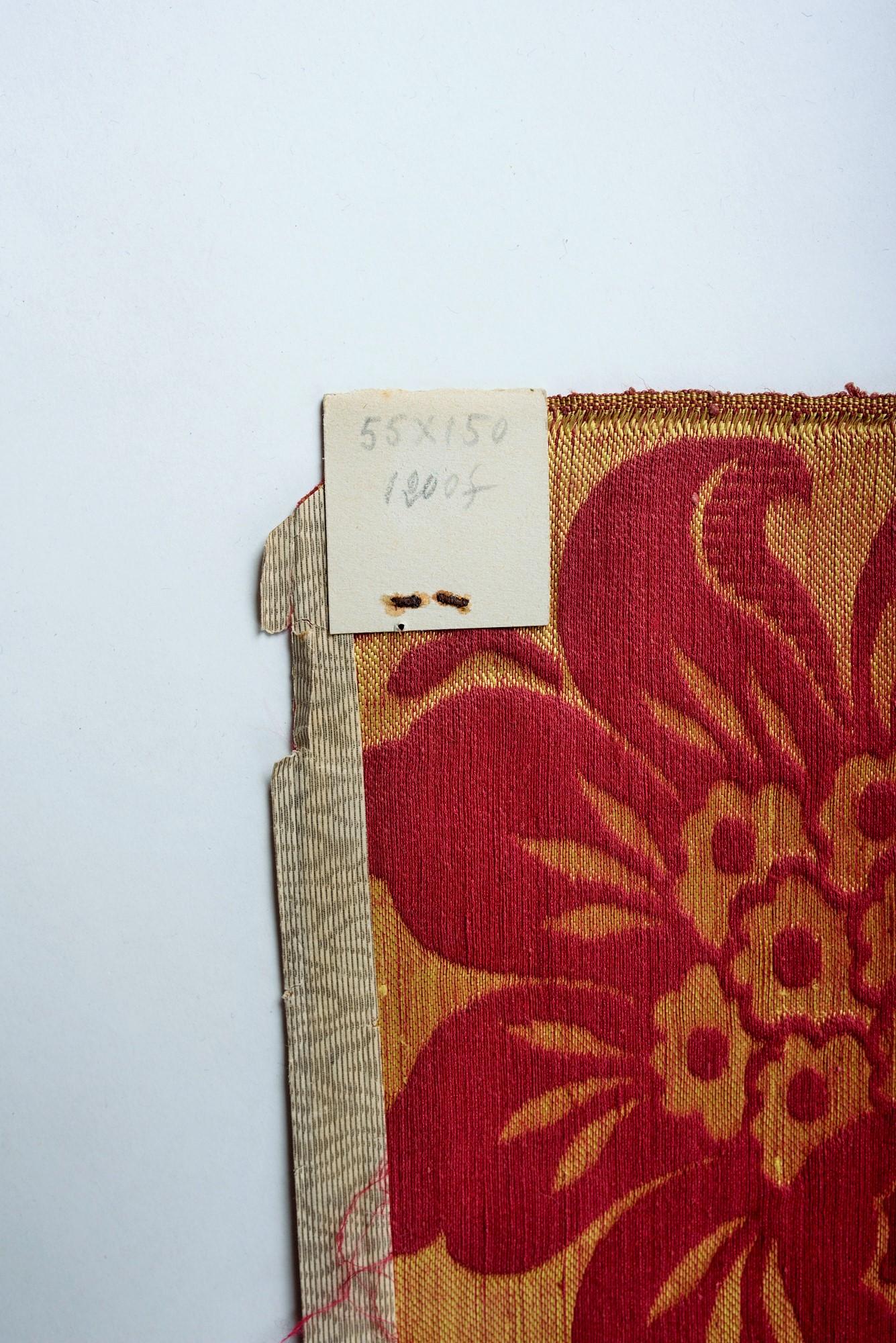 Pantalon de lampe en soie à motif de cerisier et or jaune - Lyon ou Tours, circa 1870  en vente 13
