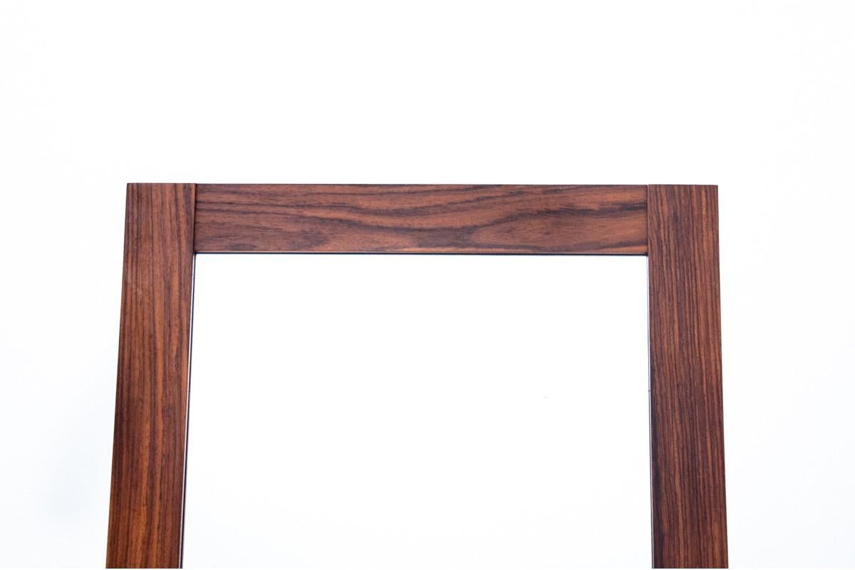 Une commode avec miroir, design danois, années 1960 en vente 4