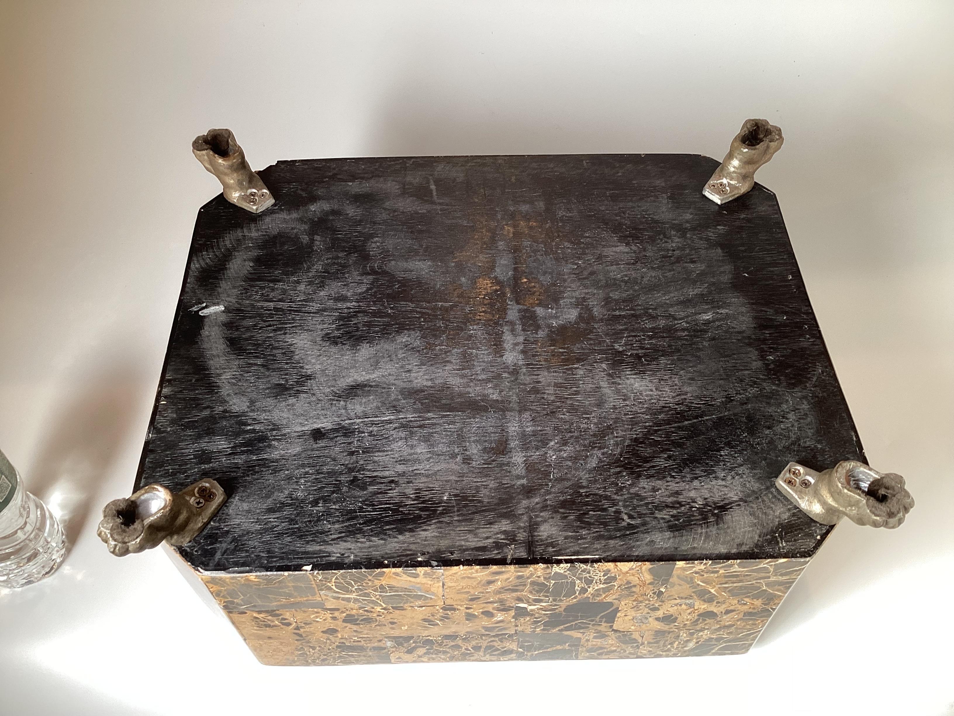 Boîte de table chic en pierre dure, attribuée à Maitland Smith  en vente 4