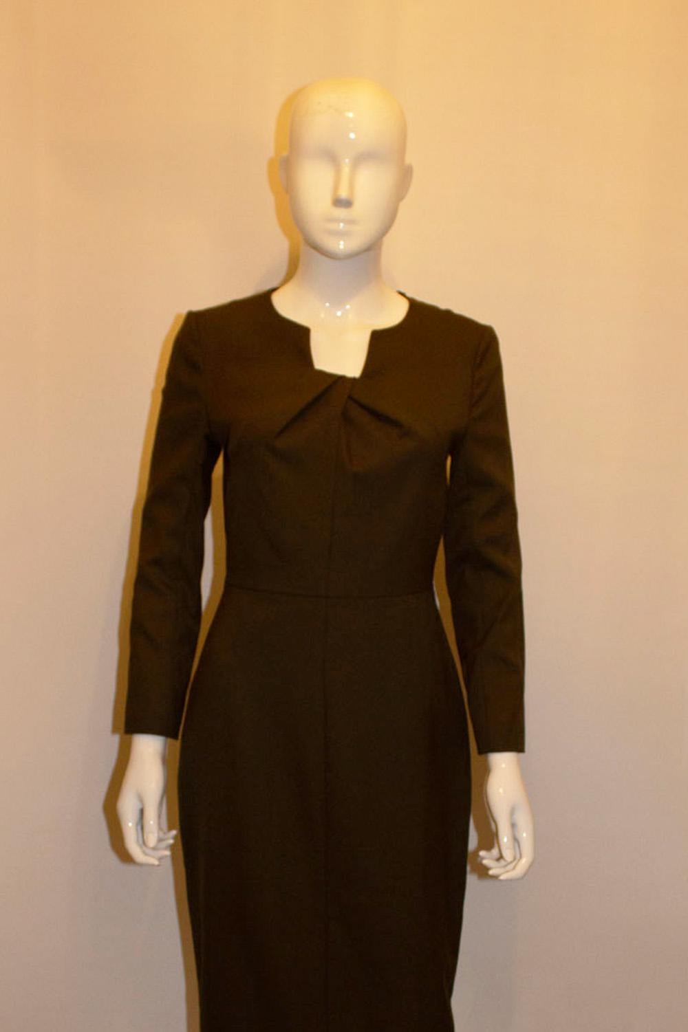 A Chic Work to Dinner Dress by The Fold For Sale 1