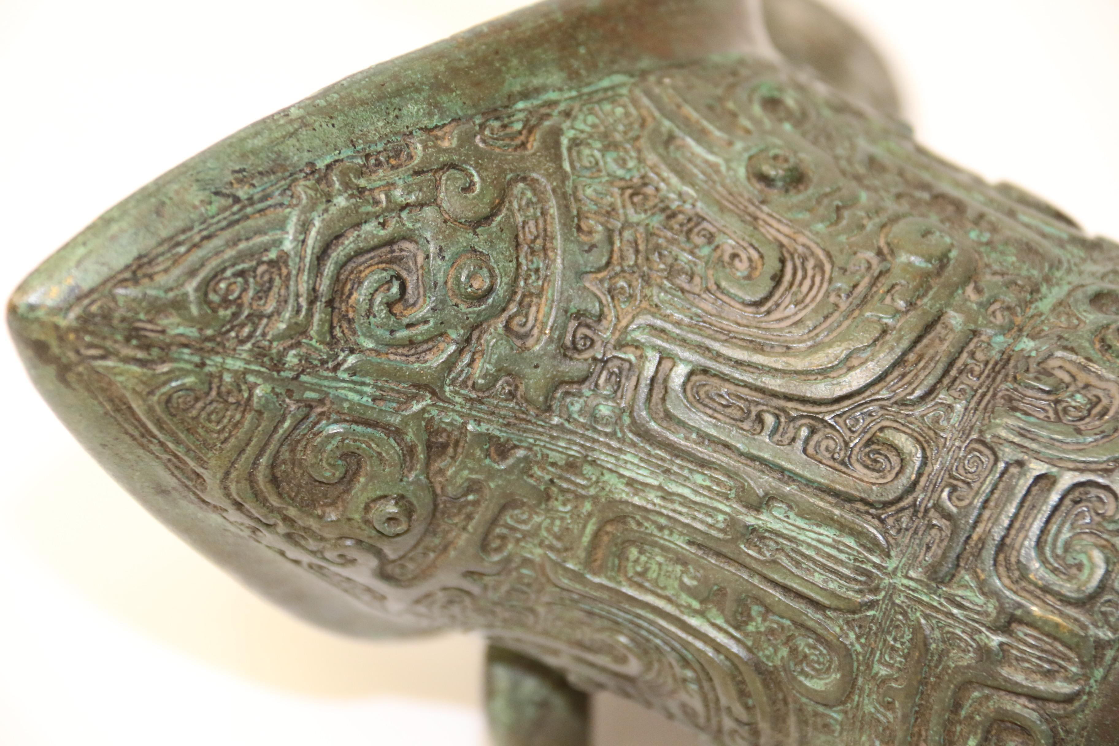 Chinese Archaistic Bronze Jue or Wine Vessel, circa 1860 6