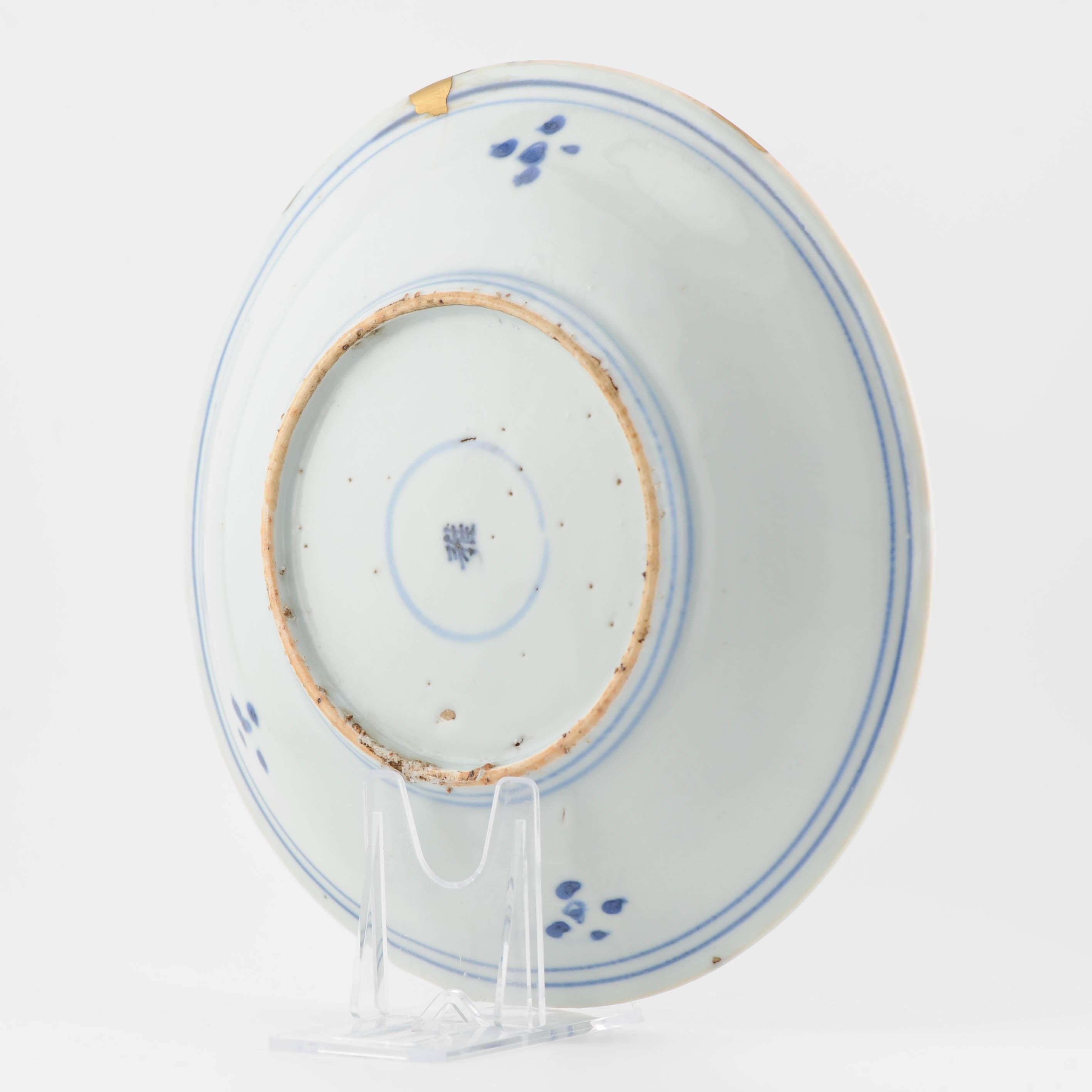 A Chinese blue and white porcelain Dish of beautiful shape and design. With a st For Sale 6