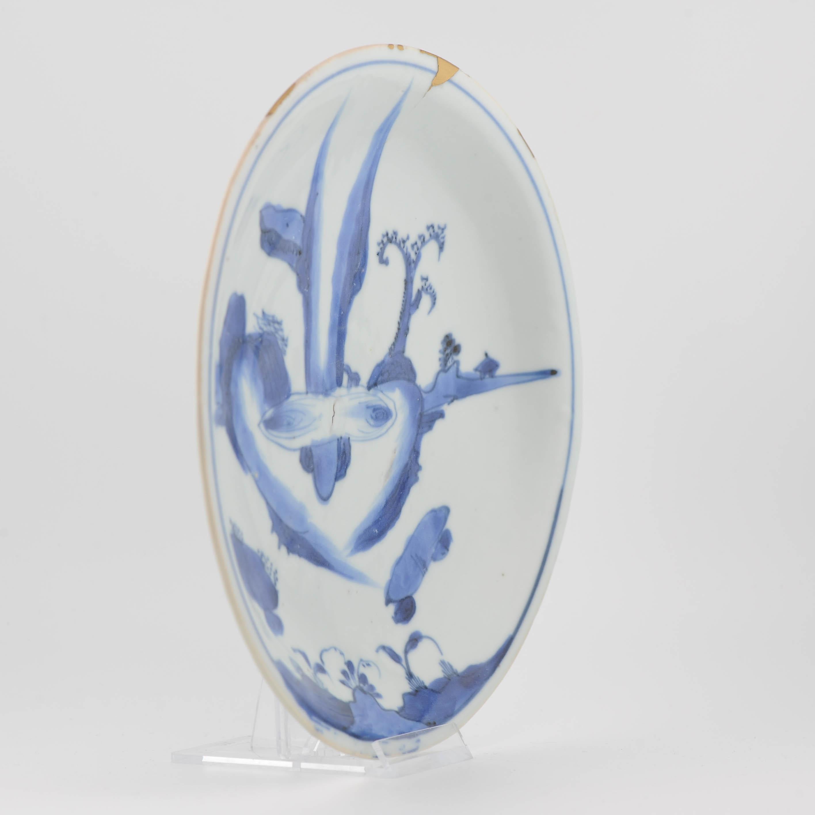 A Chinese blue and white porcelain Dish of beautiful shape and design. With a st For Sale 8