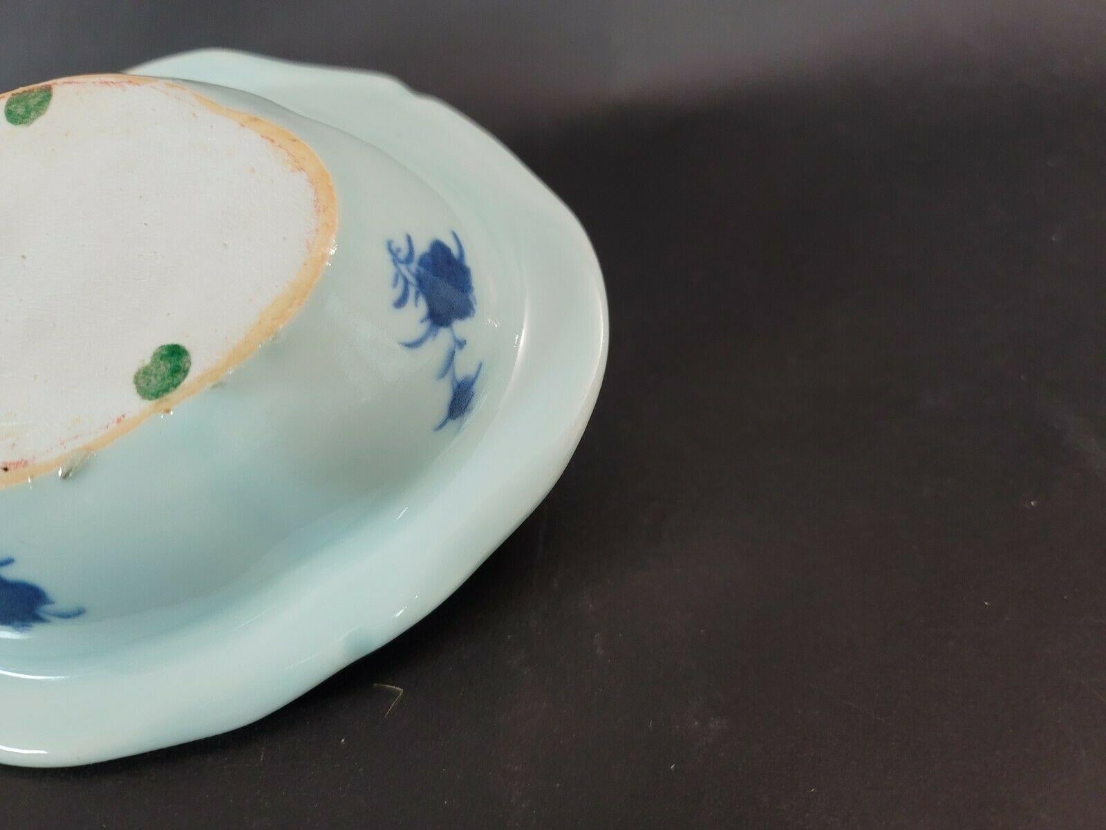 Assiette en porcelaine bleu et blanc de Canton de Chine en vente 1