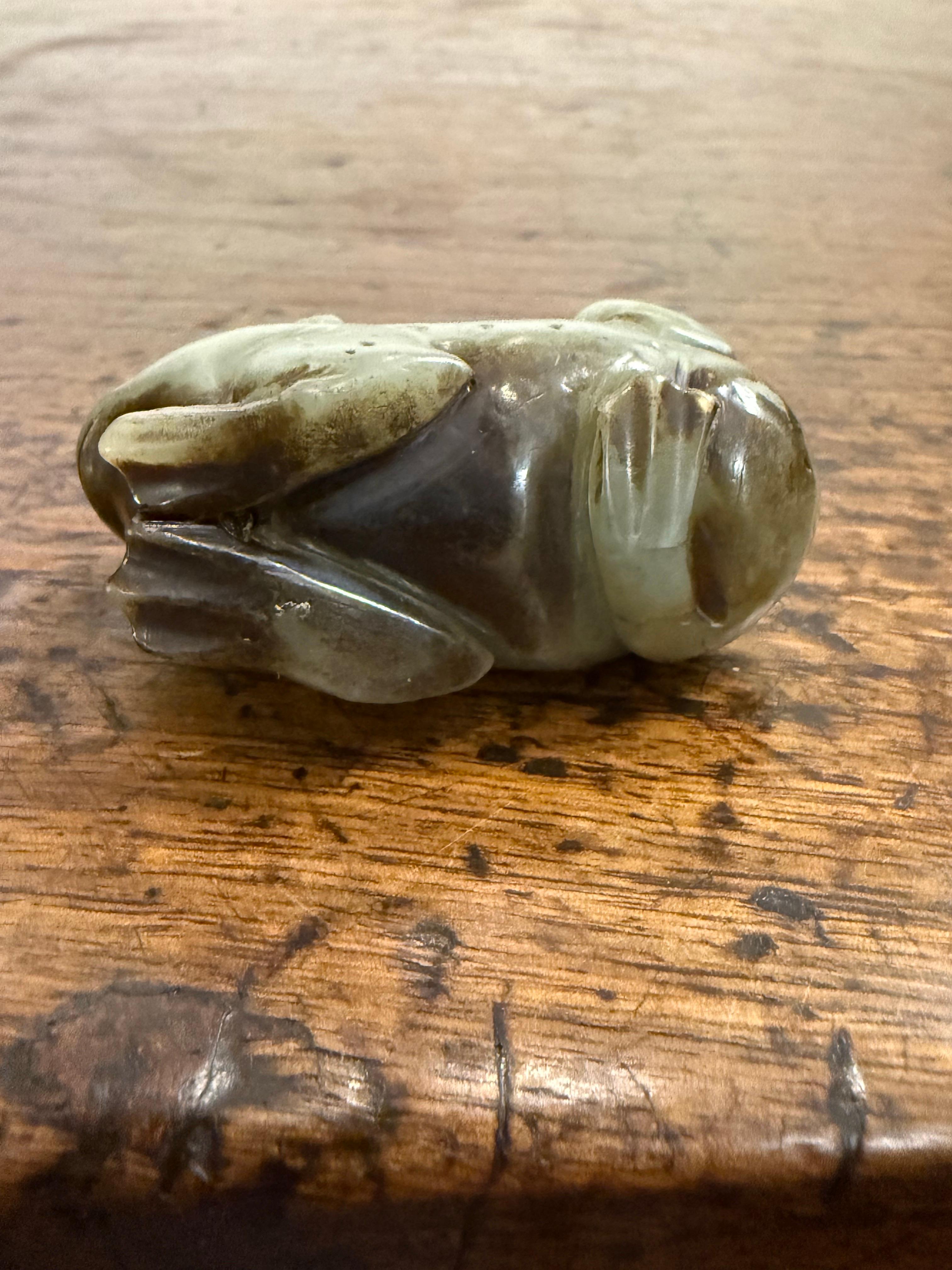 A Chinese Carved Celadon Jade of a Boy with a Buffalo, Early 20th Century in vendita 5