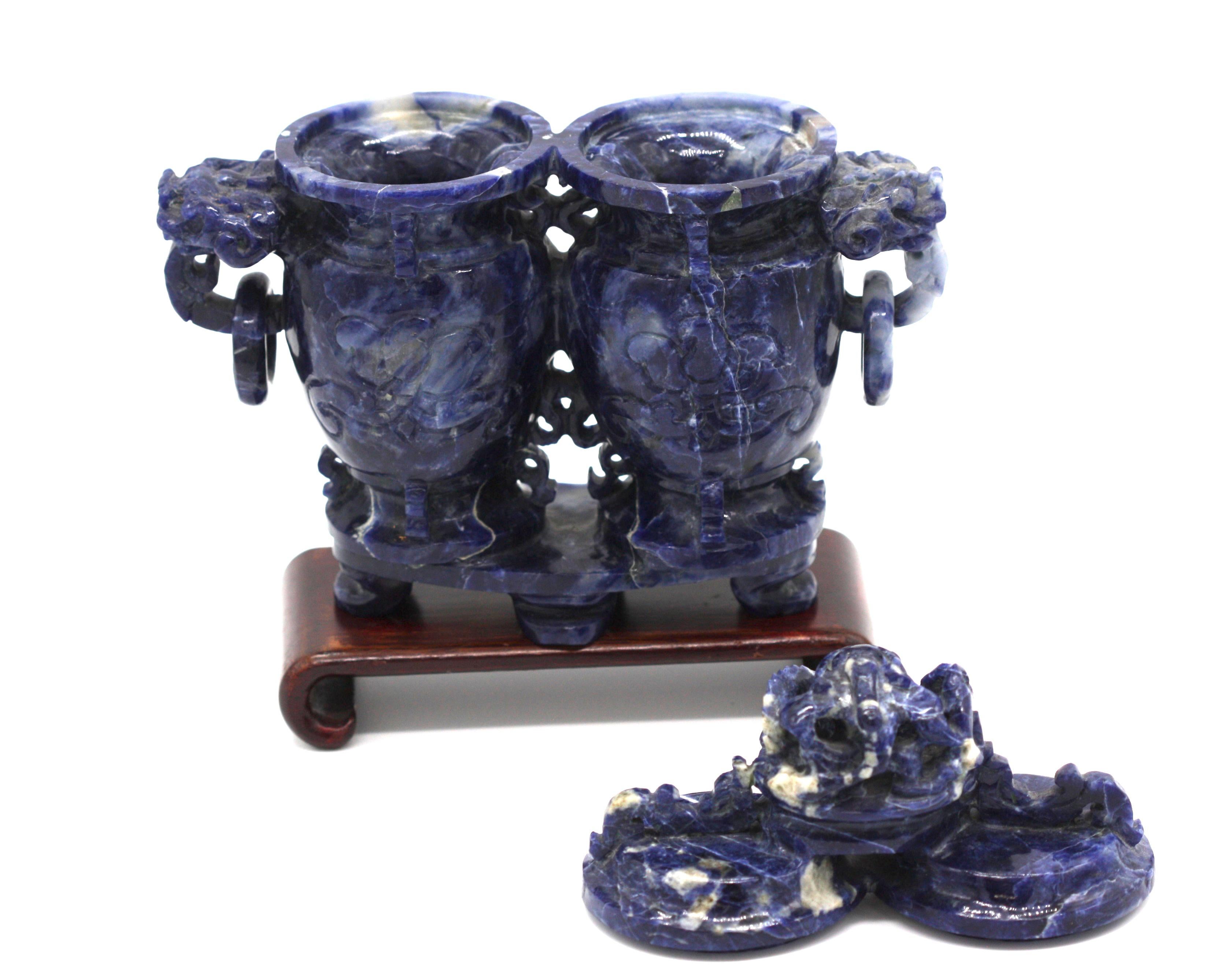 Chinese Carved Sodalite Archaistic Vessel, 19th / 20th Century For Sale 2
