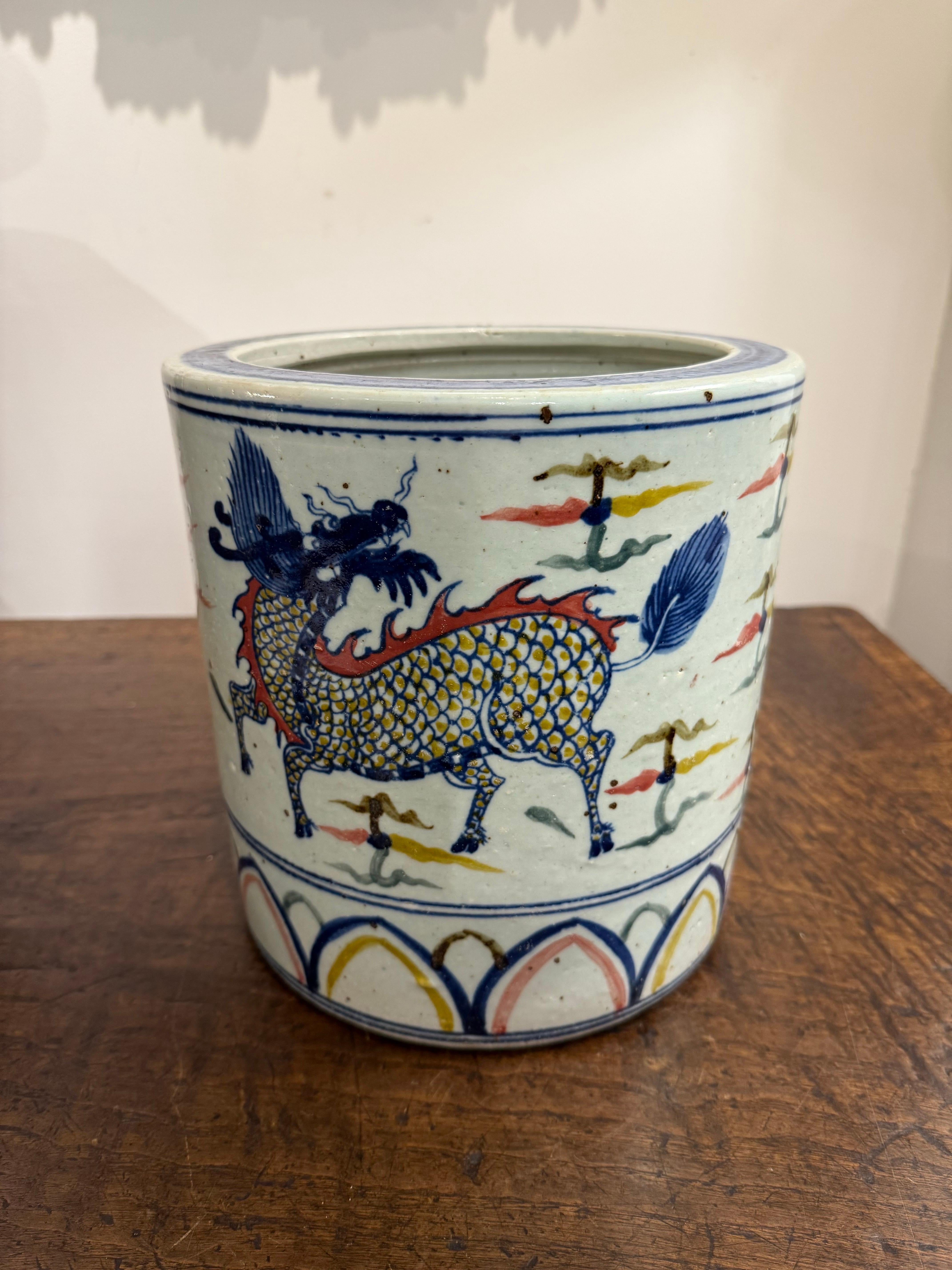 Jardinière Wucai en céramique chinoise, 19e siècle en vente 1