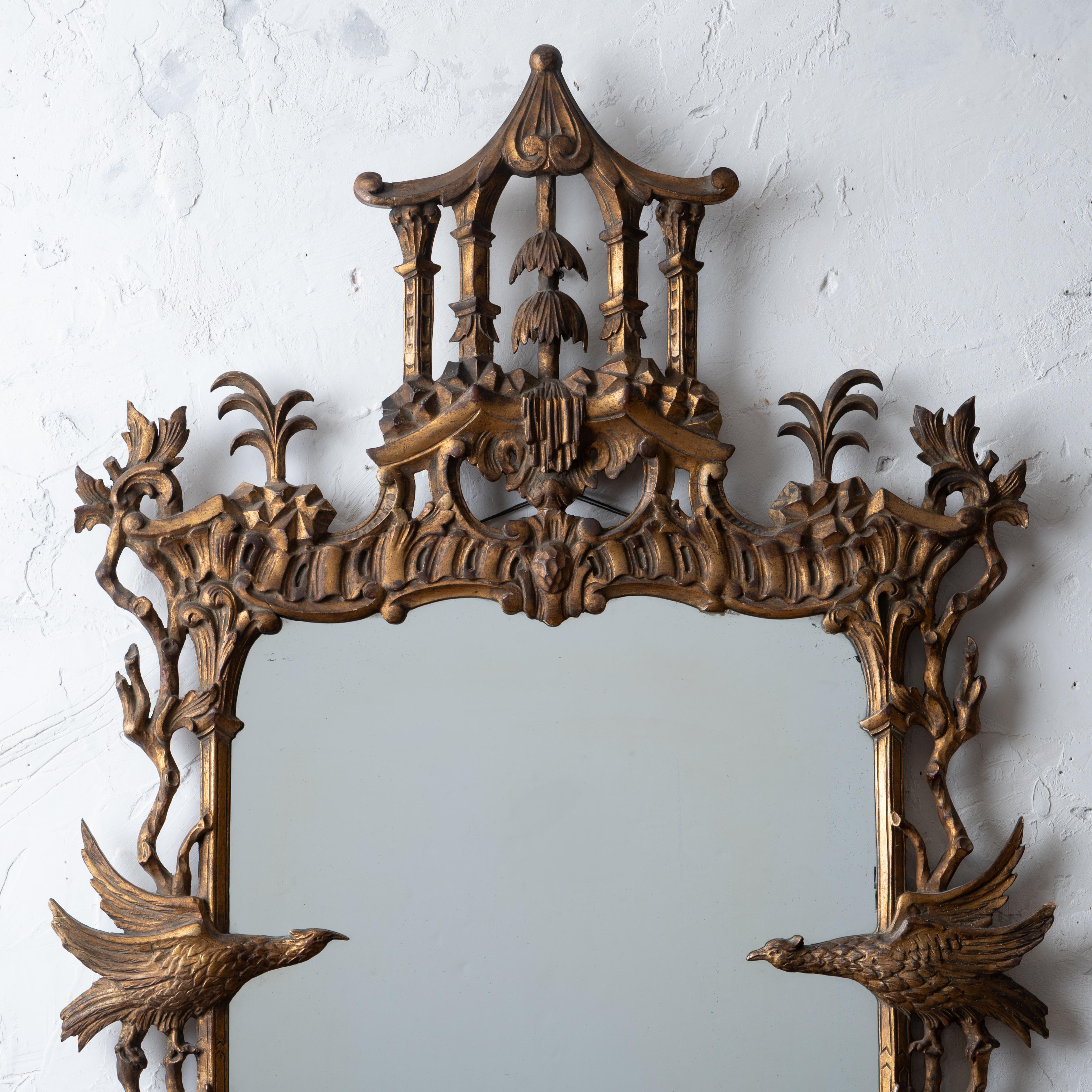 20ième siècle Miroir Chippendale chinois en bois doré sculpté, 20e siècle en vente