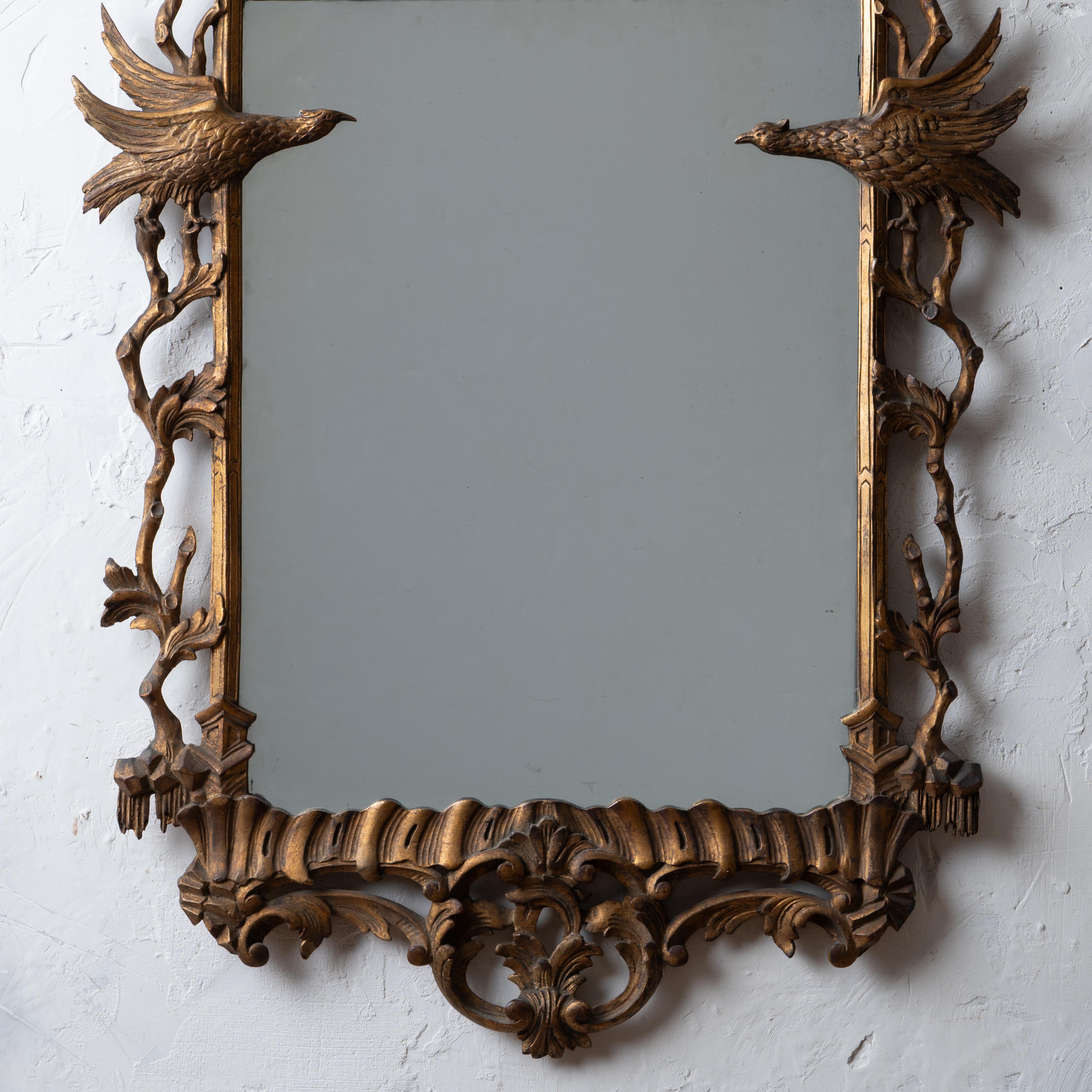 Miroir Chippendale chinois en bois doré sculpté, 20e siècle en vente 1