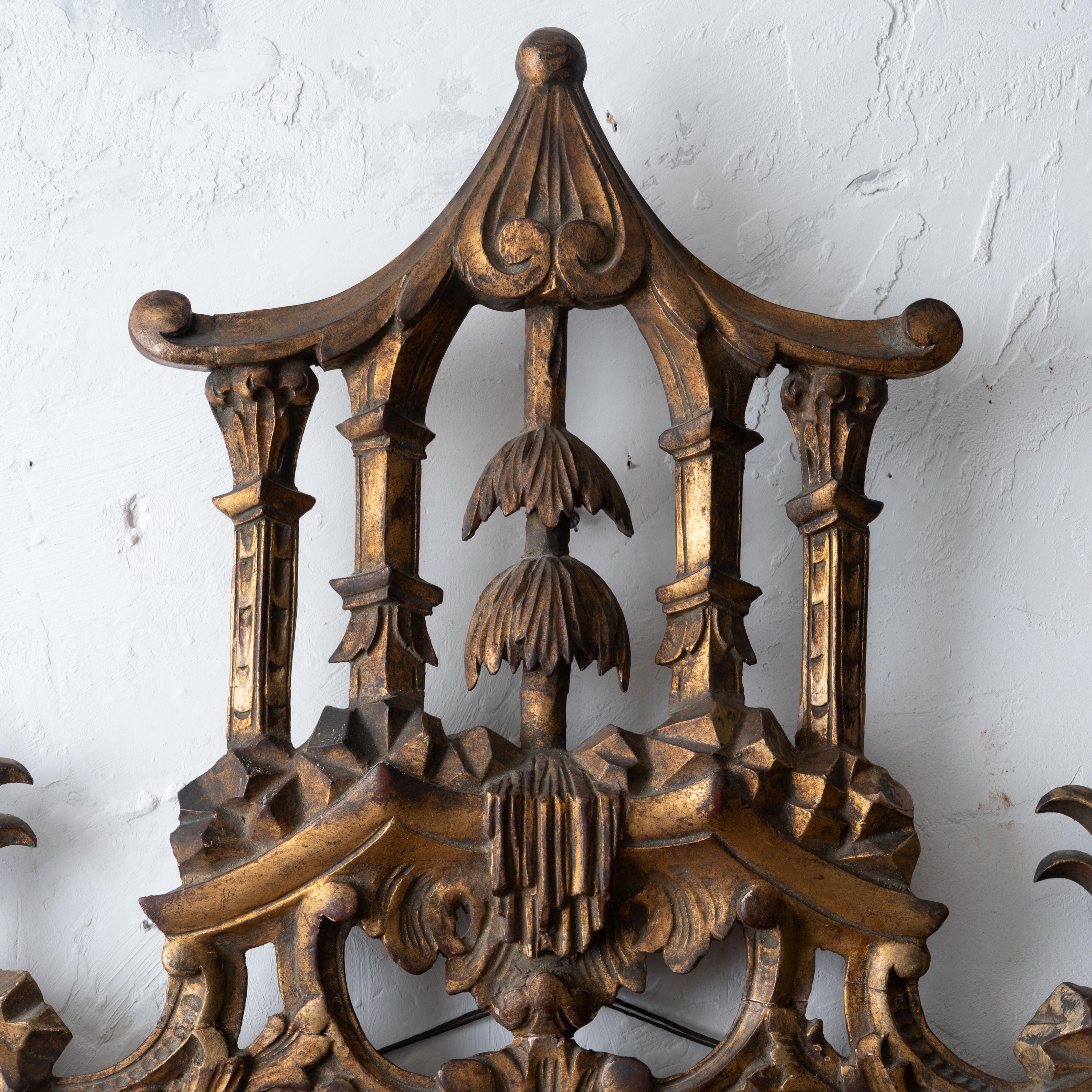 Miroir Chippendale chinois en bois doré sculpté, 20e siècle en vente 3