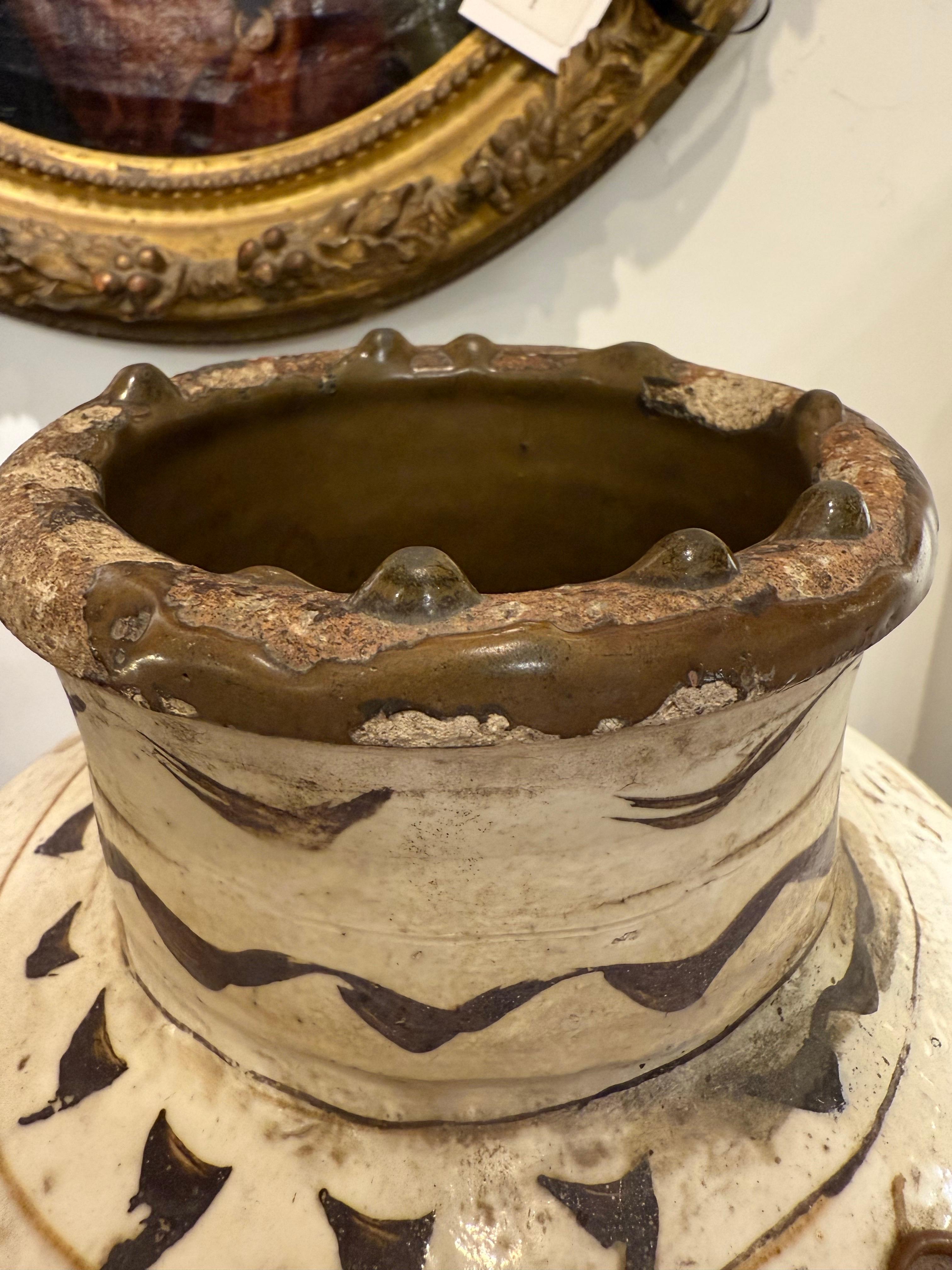 A Chinese Cizhou Stonweare Vessel, Ming Dynasty, 17th Century in vendita 3