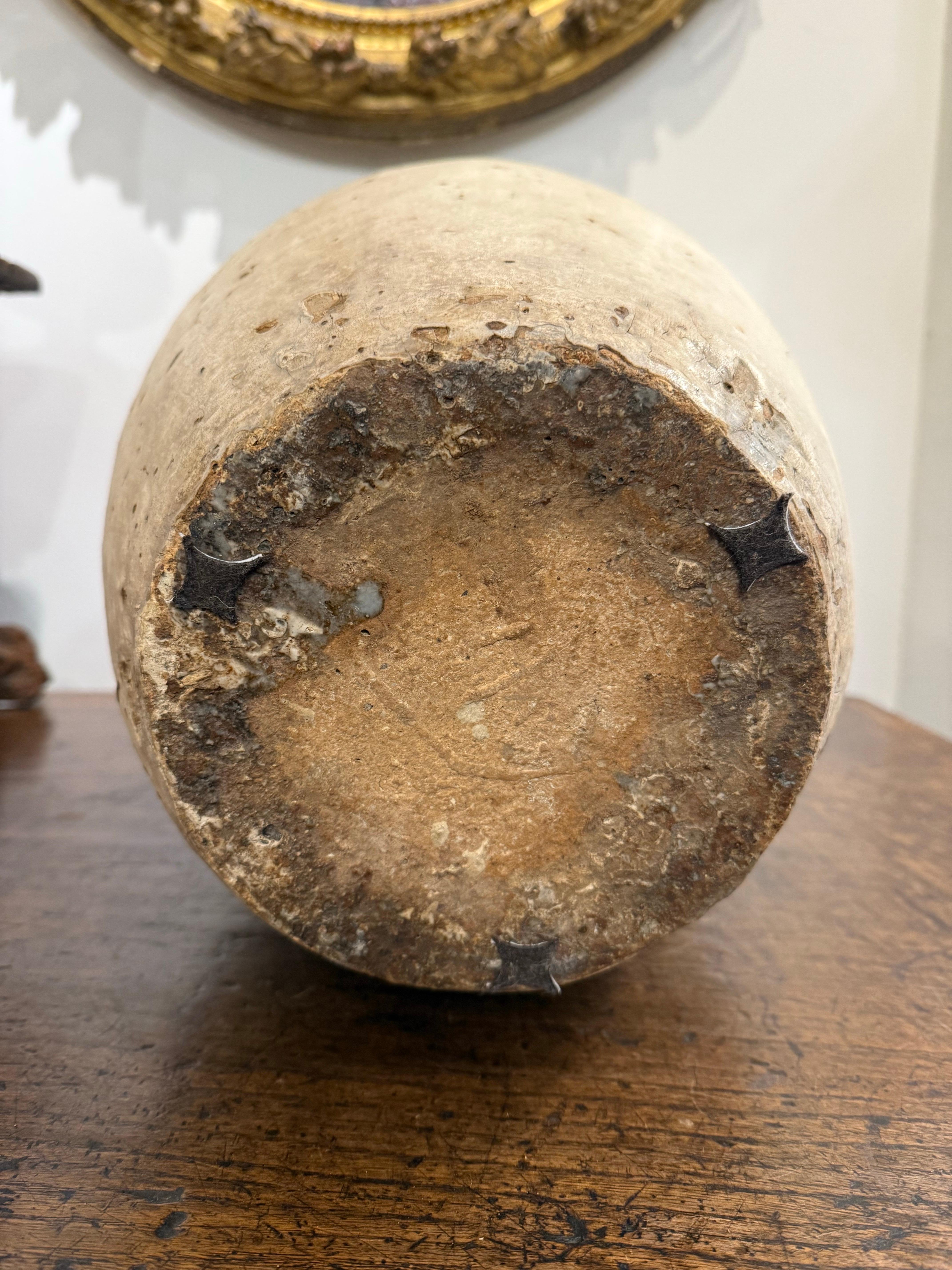 Vaso cinese in pietra di Cizhou, dinastia Ming, XVII secolo in vendita 6