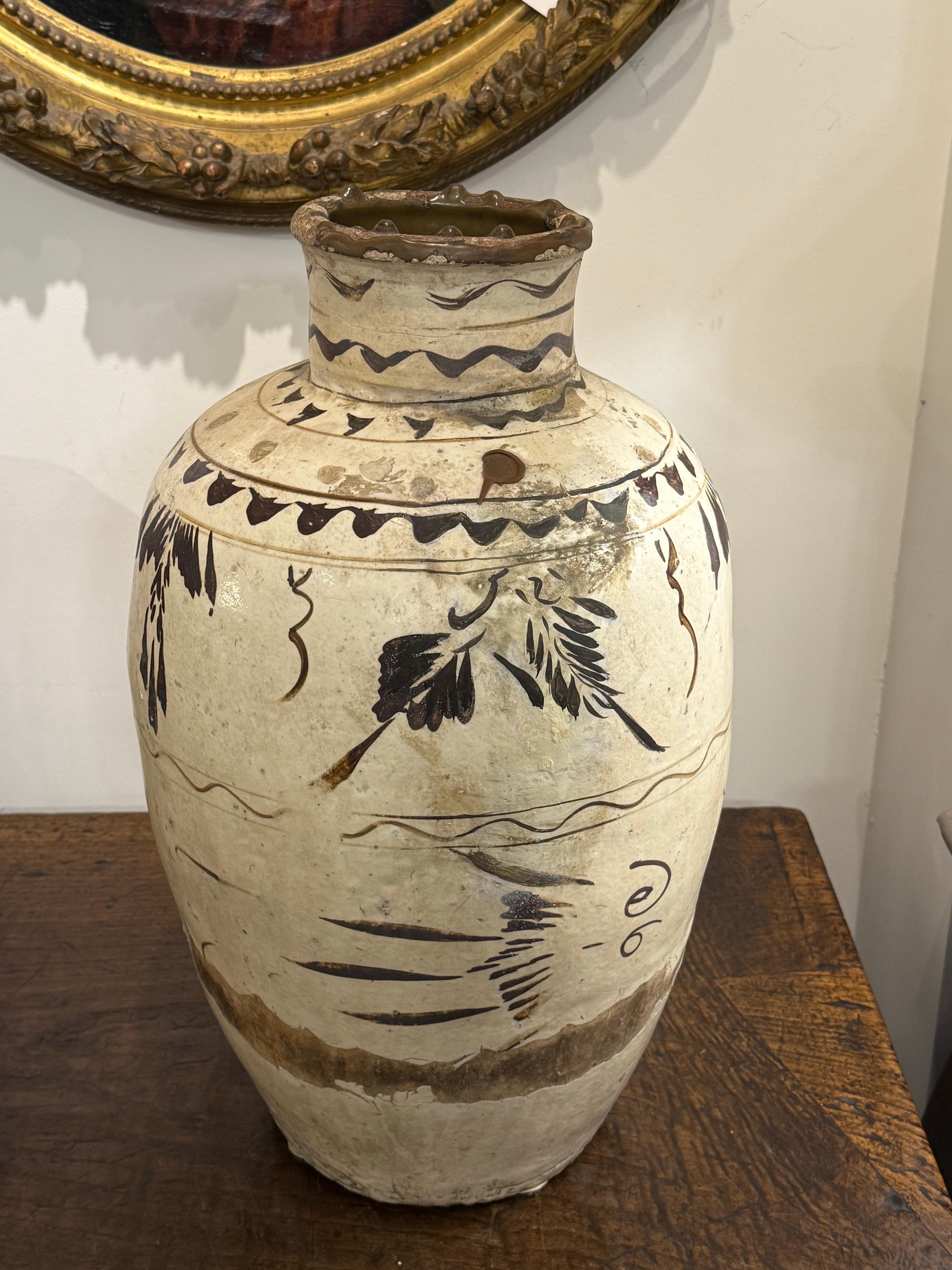 Cinese A Chinese Cizhou Stonweare Vessel, Ming Dynasty, 17th Century in vendita