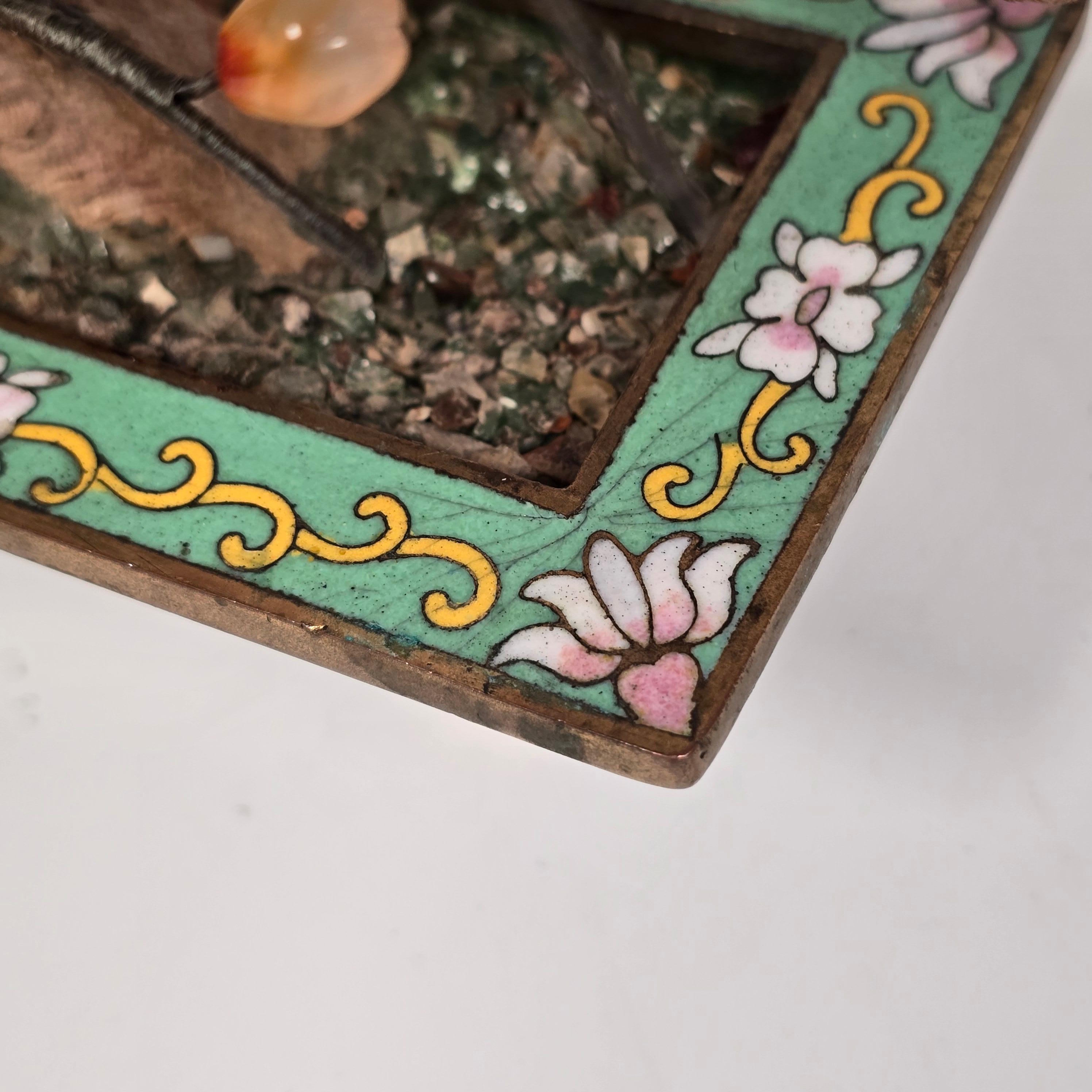 A  Bonsaï chinois en pierre dure cloisonnée et sculptée, Prunus circa 1920 Bon état - En vente à Central England, GB