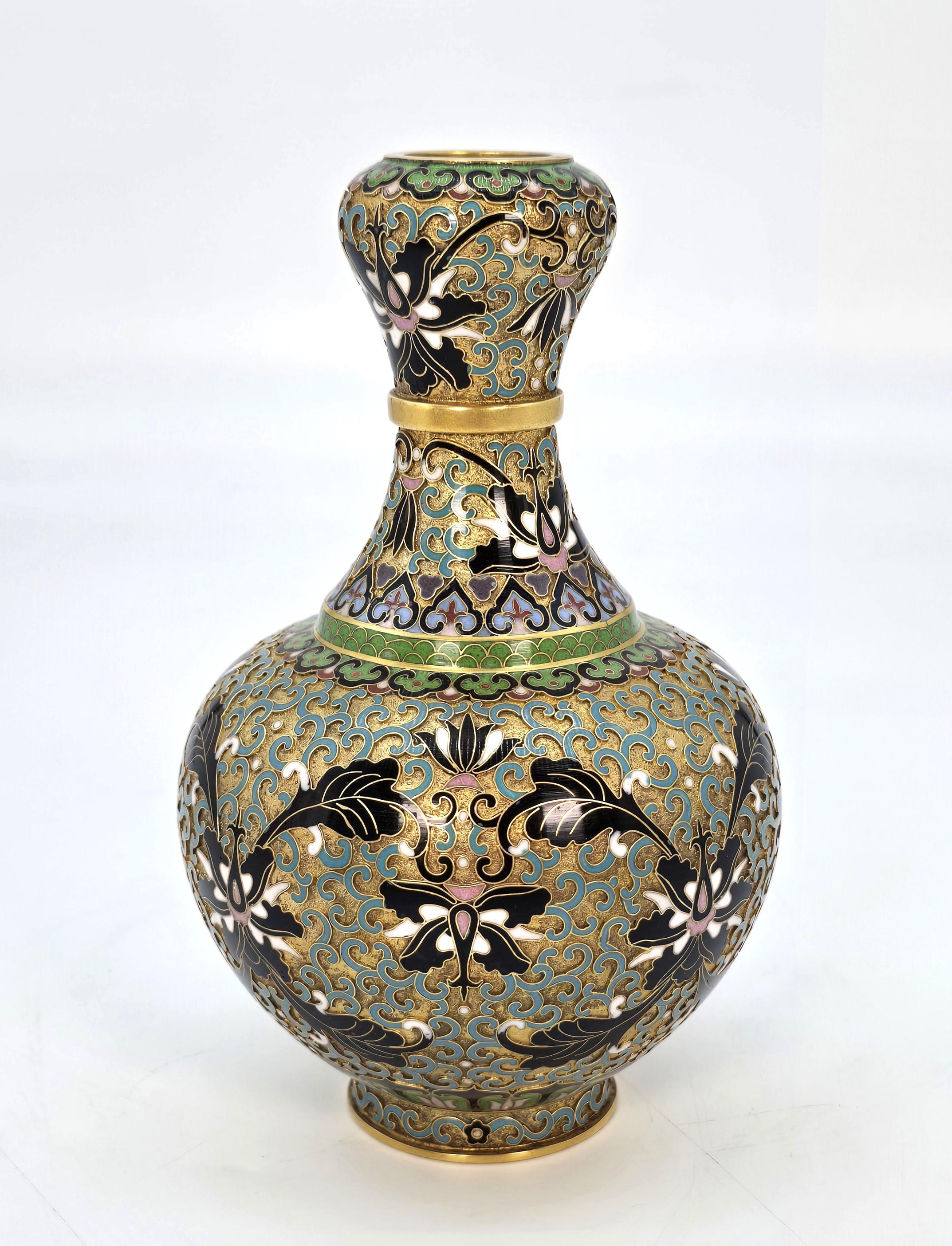 Chinese Export A Chinese cloisonné and gilt metal vase circa 1930 For Sale