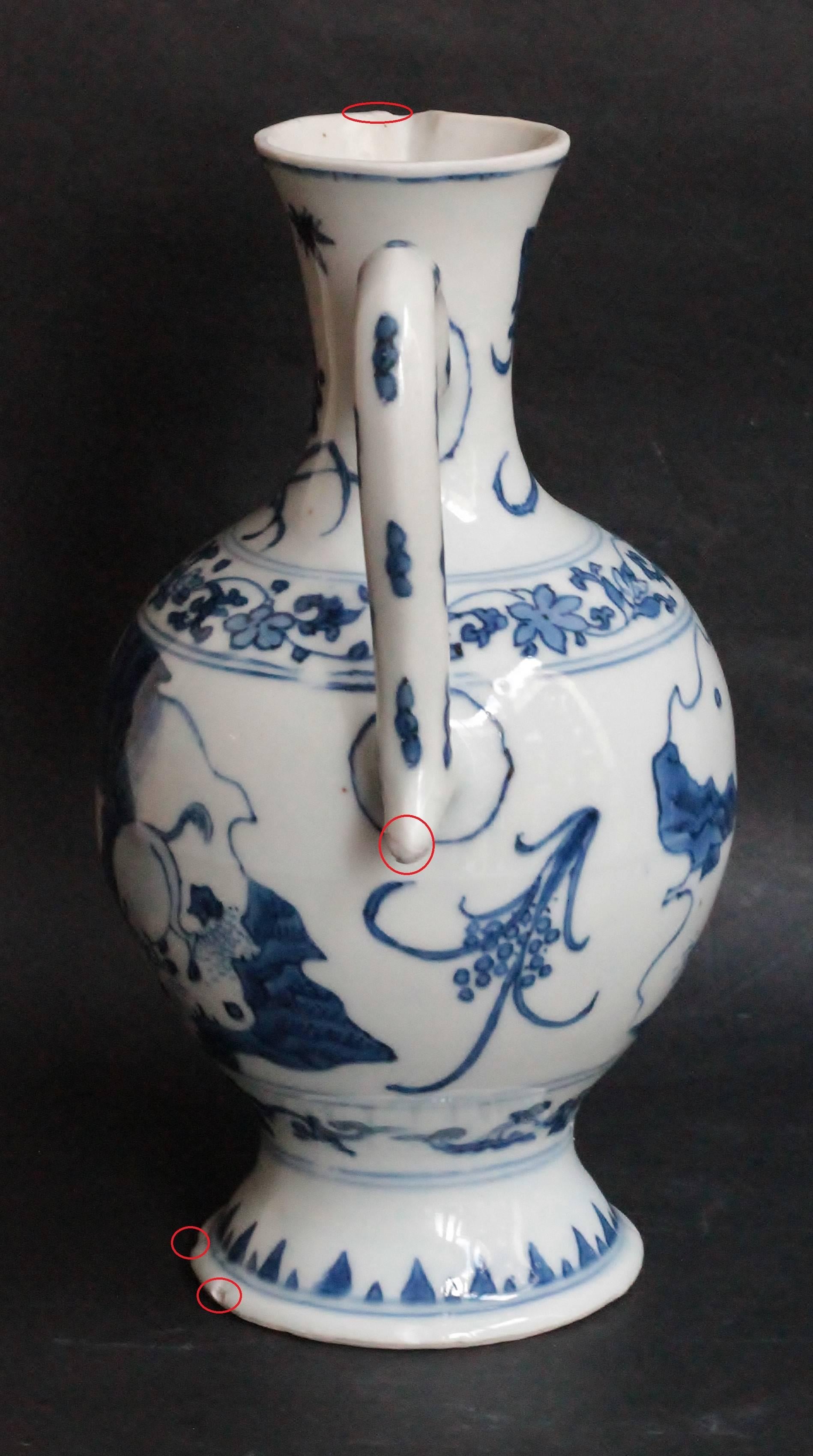 Chinese Export Blue and White Jug, Transition Period, 17th Century For Sale 3