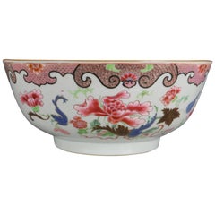 Chinese Export Porcelain Famille Rose Punchbowl Qianlong, circa 1750
