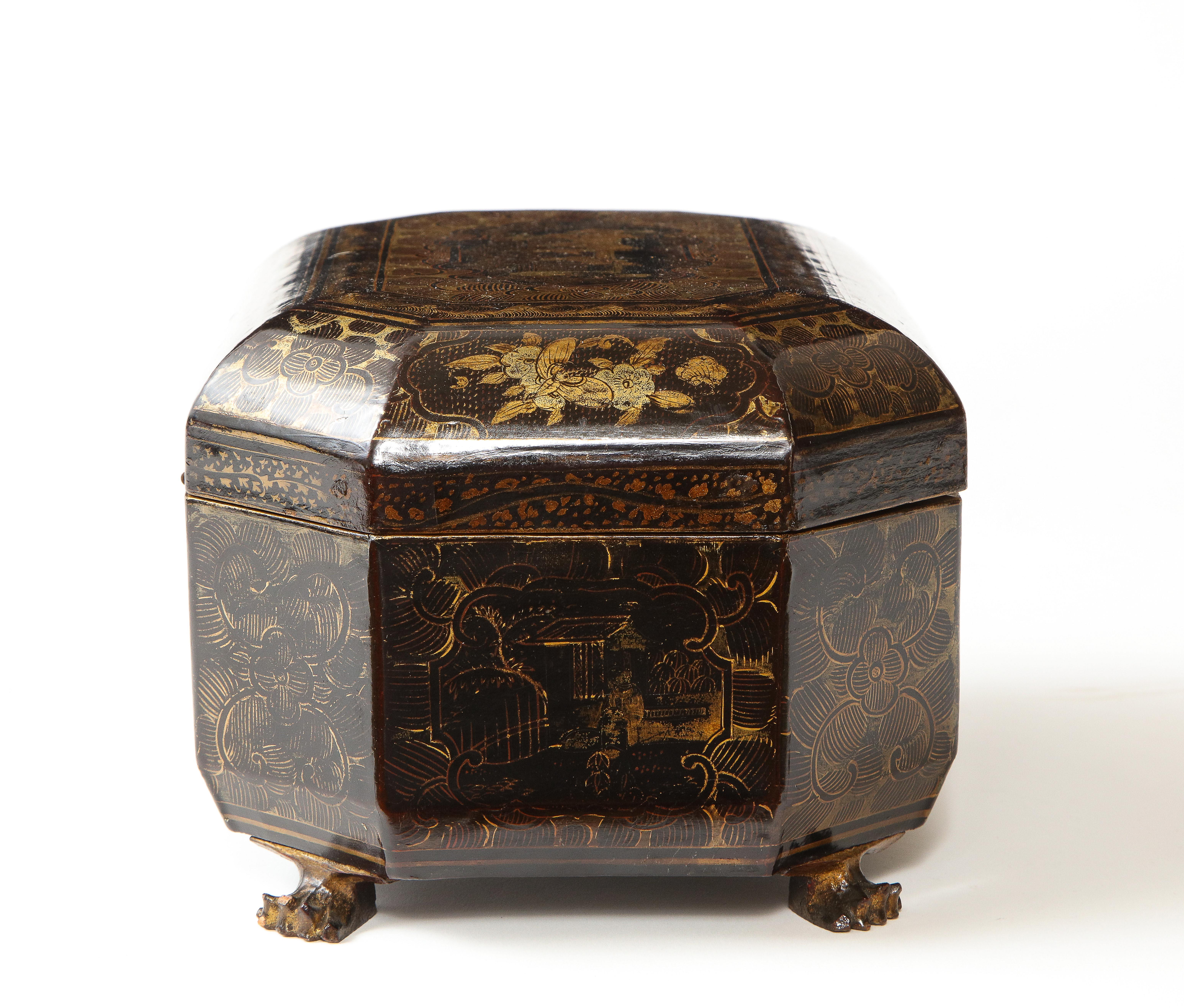 Chinese Gilt-Decorated Black Lacquer Sewing Box In Good Condition For Sale In New York, NY