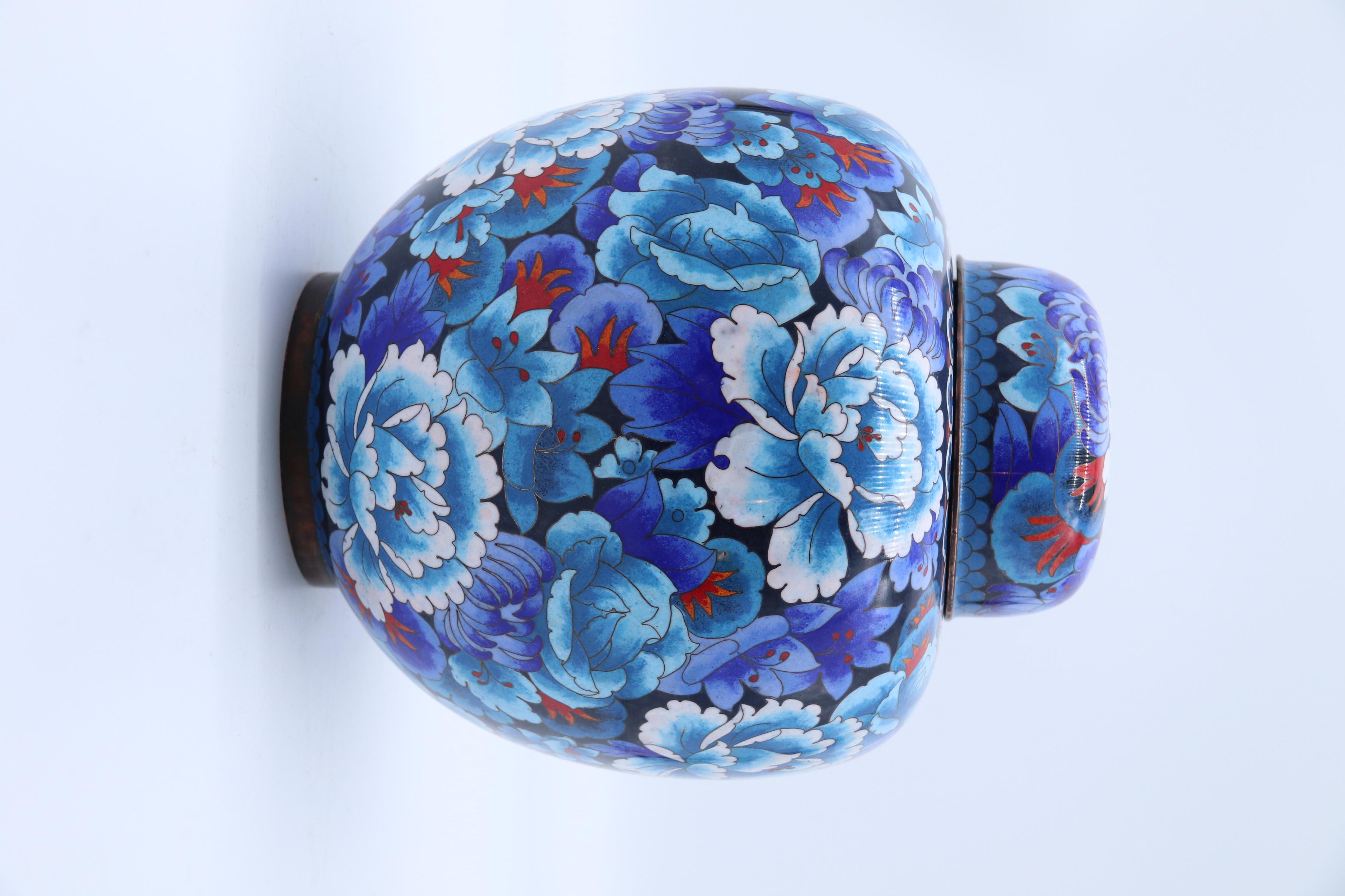 Chinese Export Chinese Large Cloisonné Ginger Jar Enamelled with Peonies, c 1930