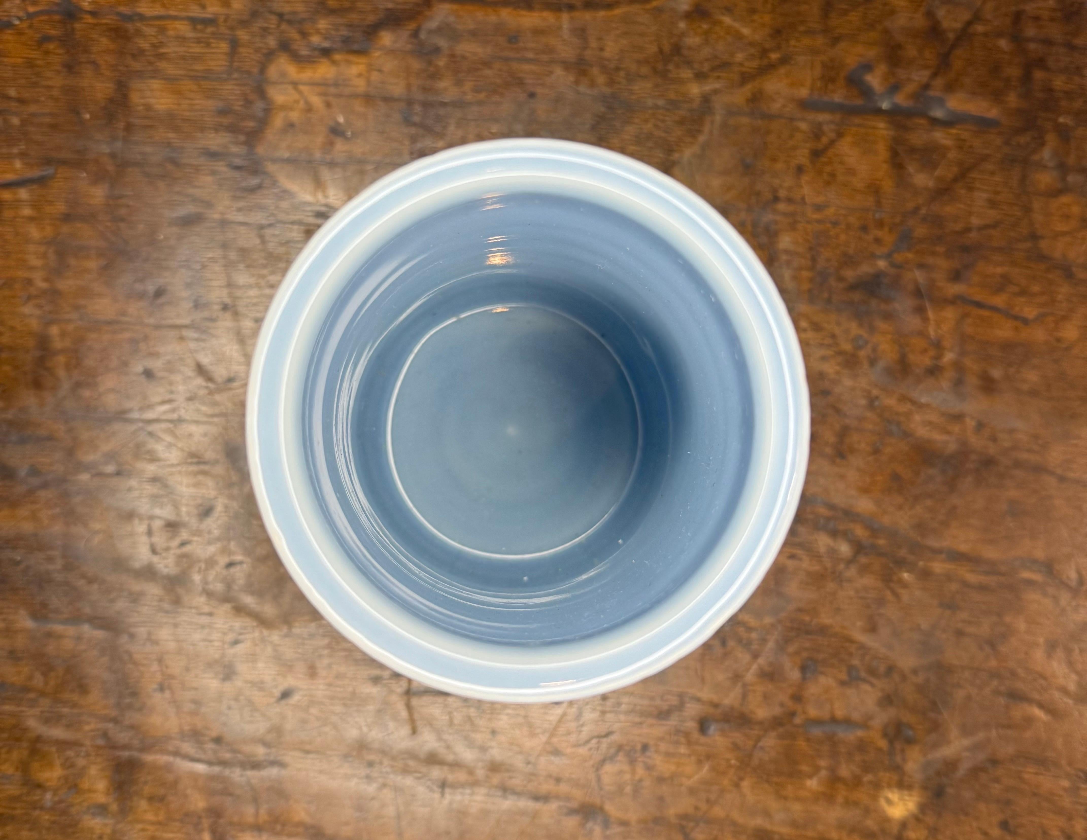 A Chinese Pale Blue Glazed Brush Pot, Guangxu Mark, 20th Century In Good Condition For Sale In ARMADALE, VIC