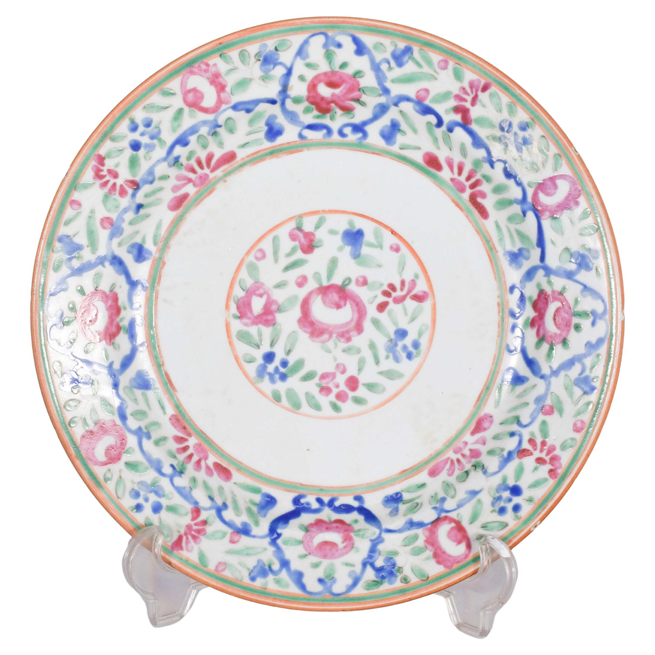 Plato de porcelana china para exportación, dinastía Qing