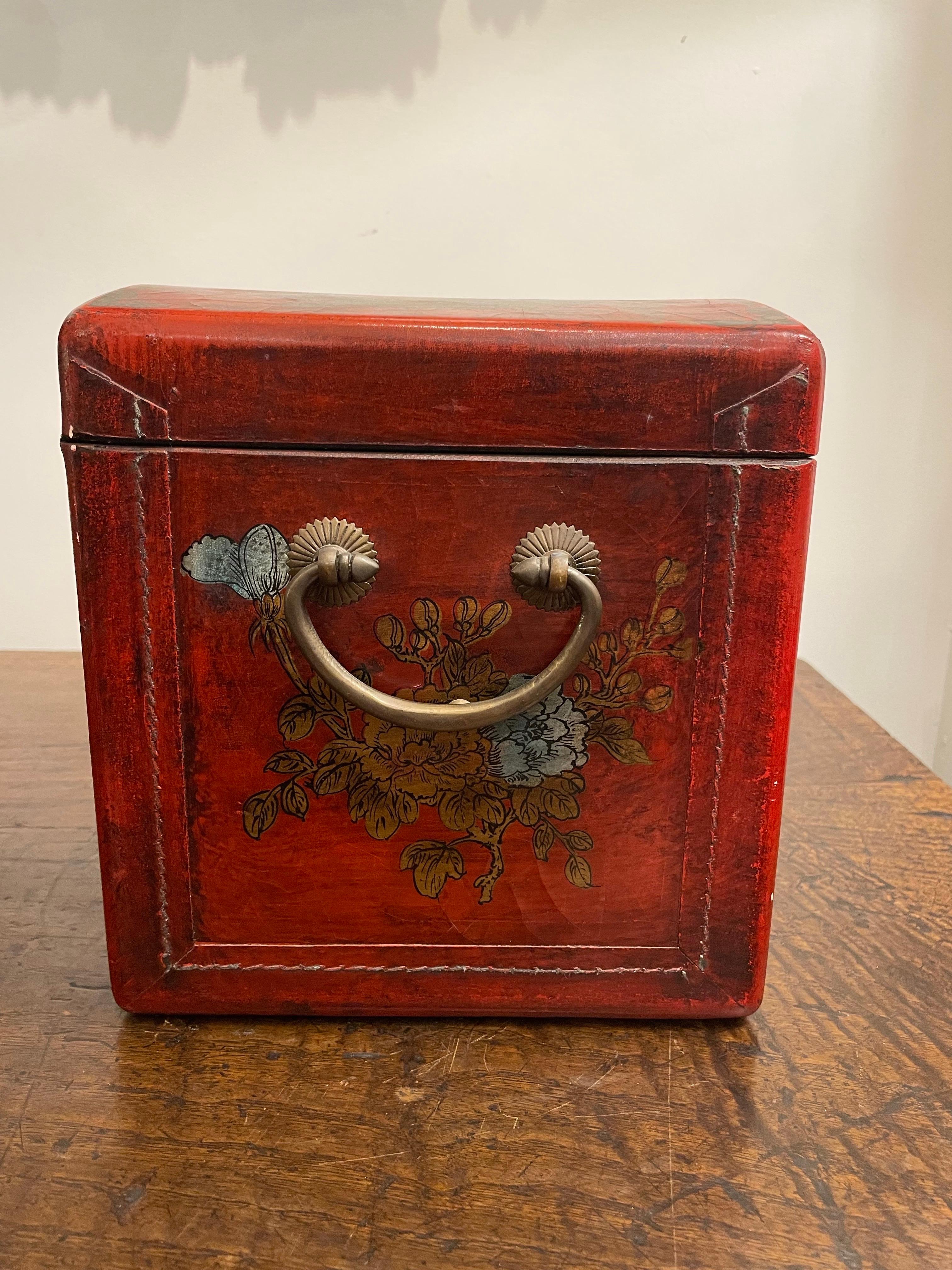 Wood A Chinese Red Lacquer Lidded Jewelry Box, Early 20th Century For Sale