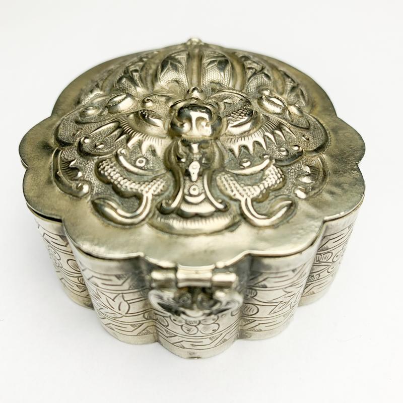 Hand-Crafted Chinese Silver Cosmetics Box, Decorated with Bats and a Peach, circa 1880