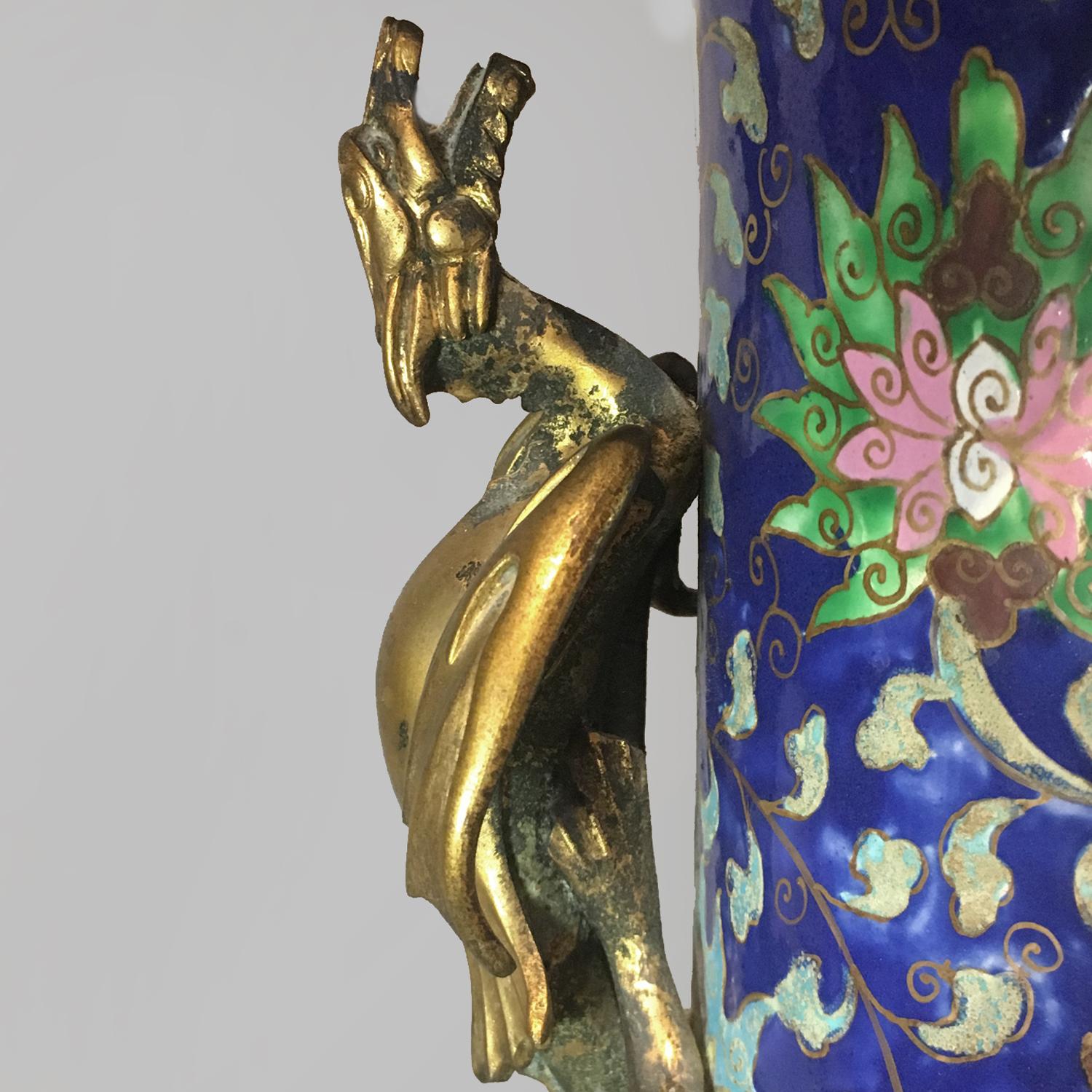 Jarrón de porcelana de estilo chino a la manera de Ferdinand Barbedienne siglo XIX en venta